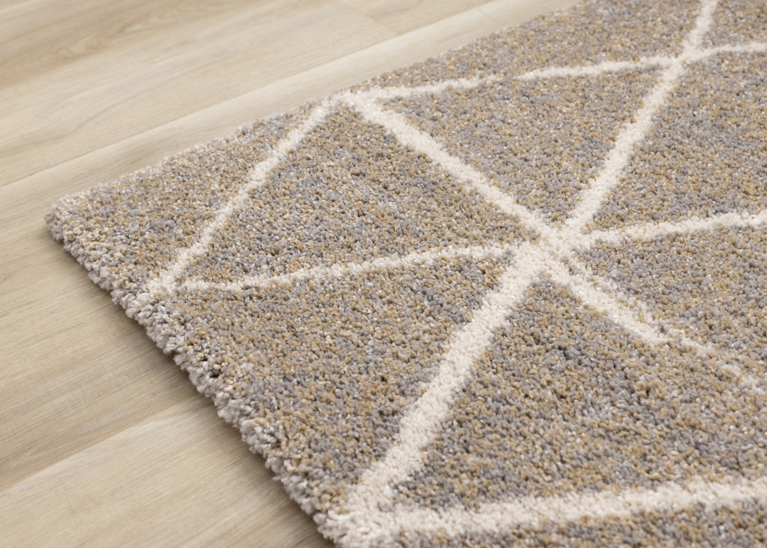 Halle Casual Contemporary Trellis Area Rug - 8' X 11' - Greige/Cream