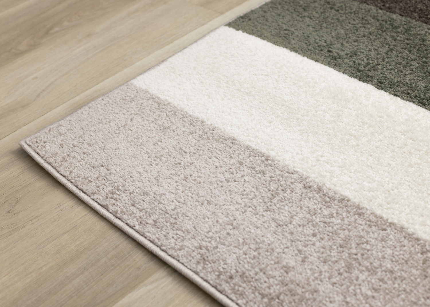 Maui Contemporary Geometric Area Rug - 5' X 8' - Cream/Green