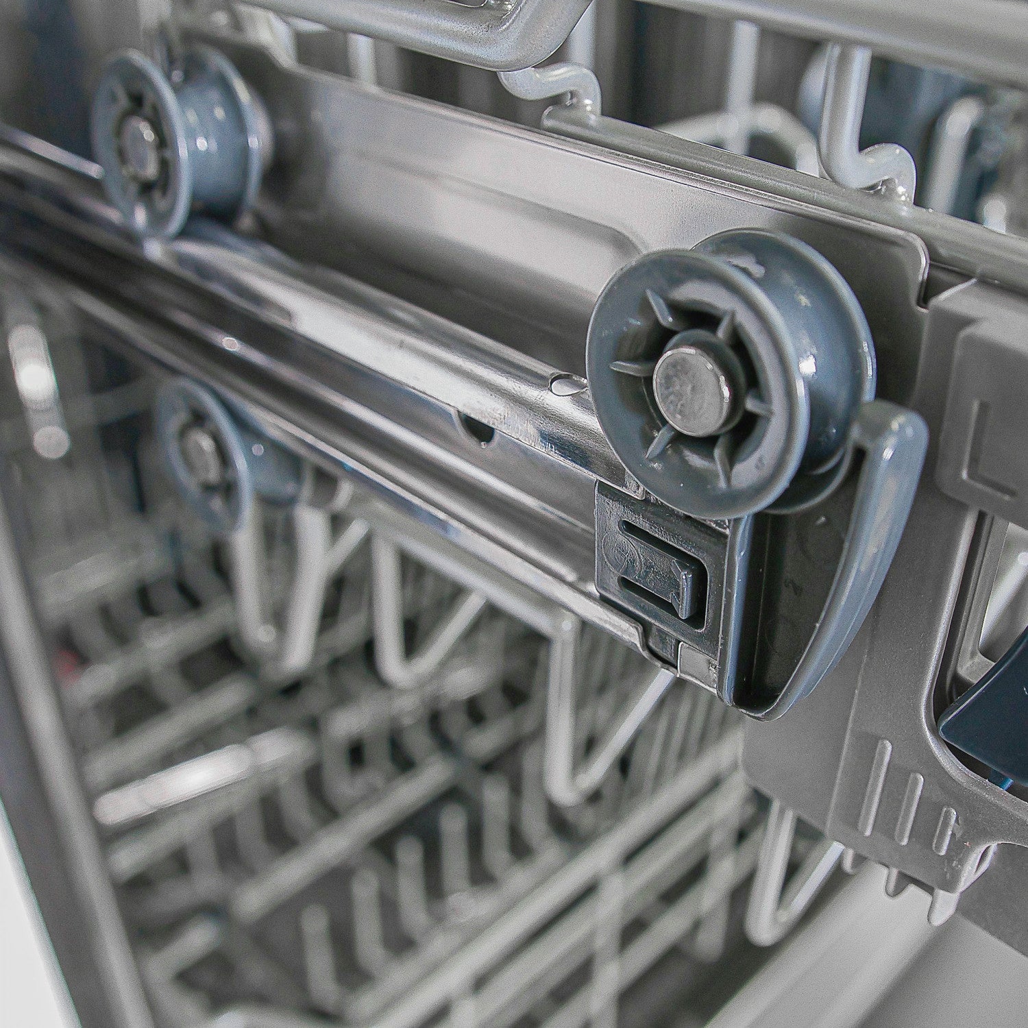 Forno Pozzo Stainless Steel Built-In Top Control Dishwasher (49 dBa) - FDWBI8067-24S