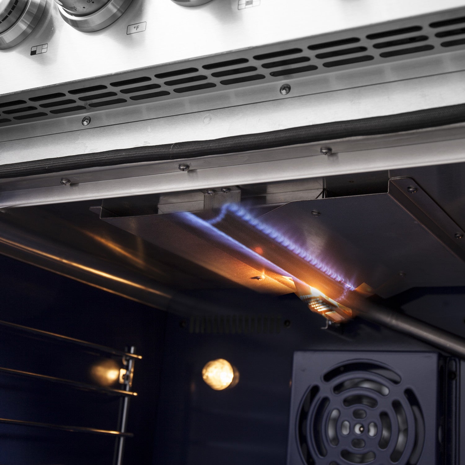 Forno Massimo 30" Stainless Steel French Door Freestanding Gas Range (4.32 Cu. Ft.) - FFSGS6439-30