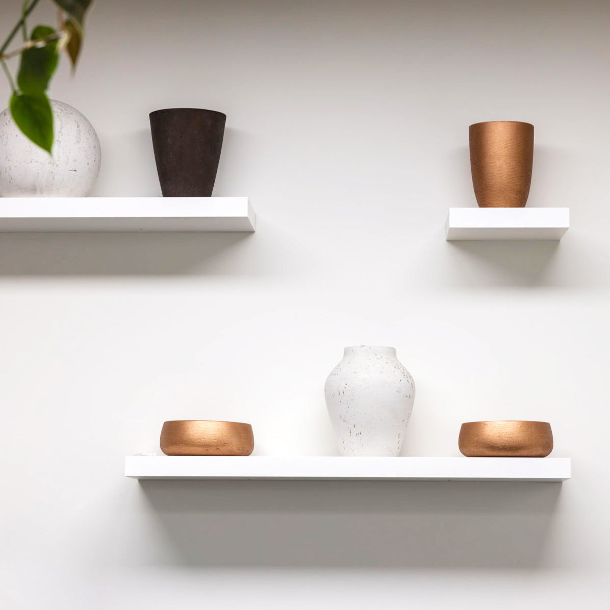 Stravik Medium Tapered Planter - Metallic Bronze