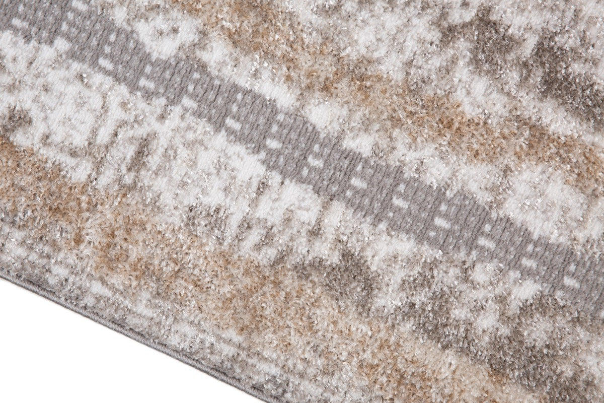 Almalfi 5' X 8' Area Rug - Grey/Beige/Cream