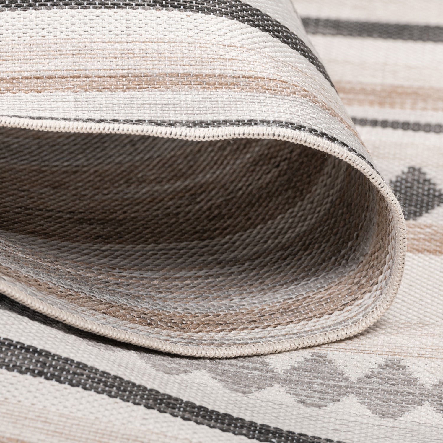 Marbella Modern Outdoor Rug - 8' x 10' - Grey/Black
