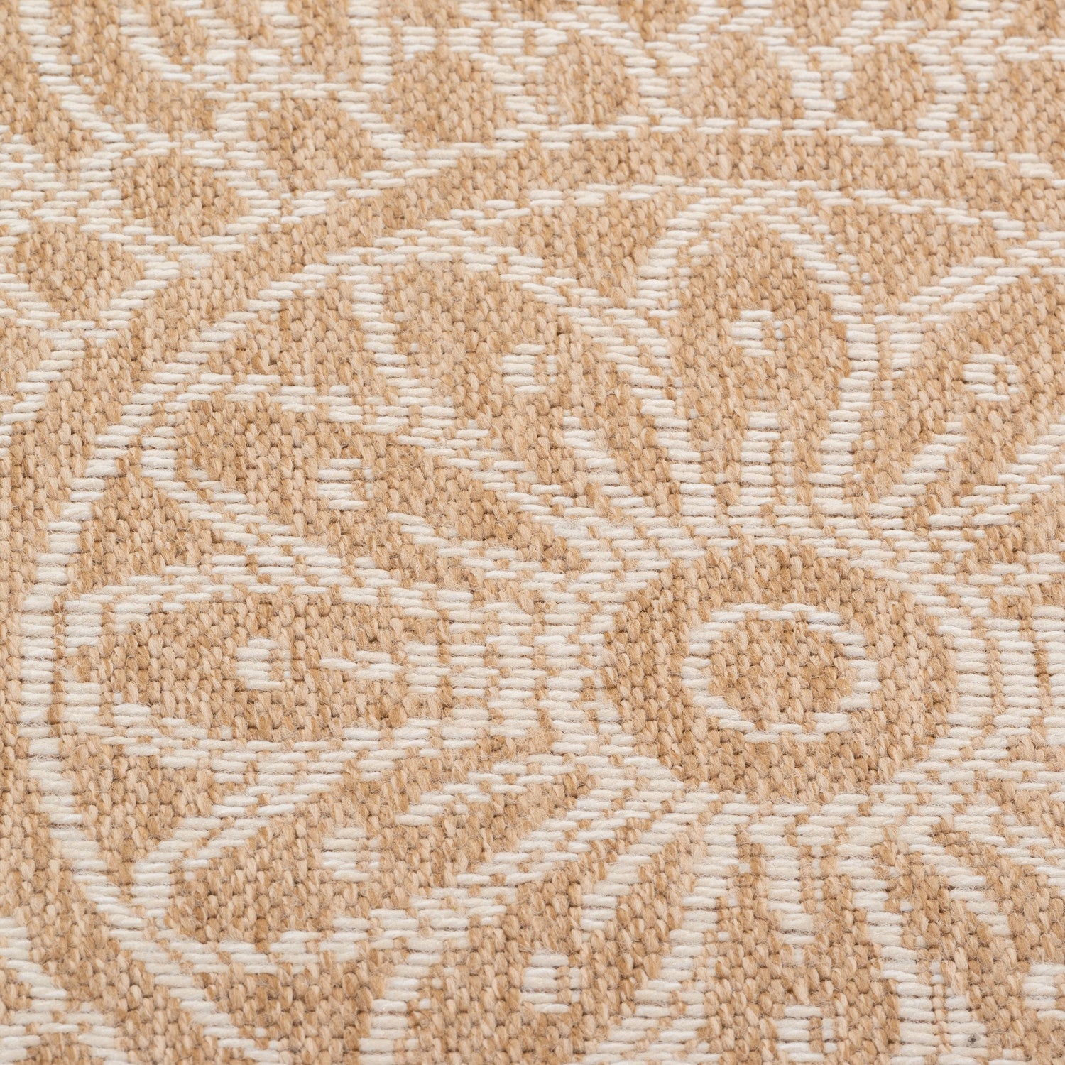 Avanos Medallion Indoor/Outdoor Rug - 6ft Round - Beige/White
