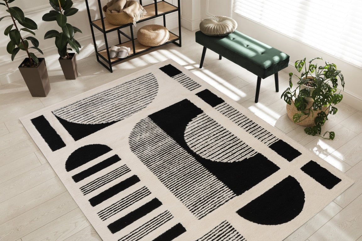 Sherpa Shapes Rug - 5' x 7' - White