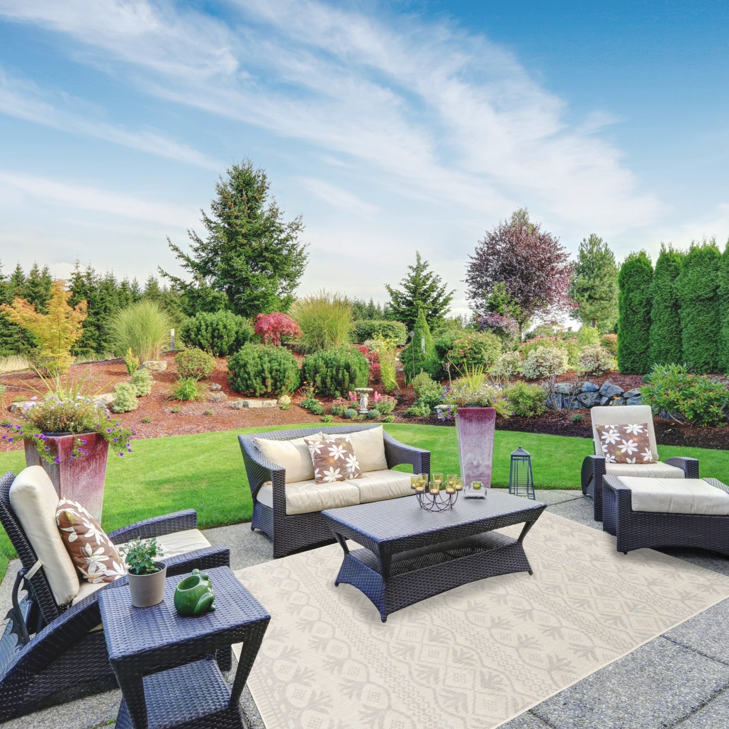 Cabana Modern Indoor/Outdoor Rug - 5' x 7' - Grey