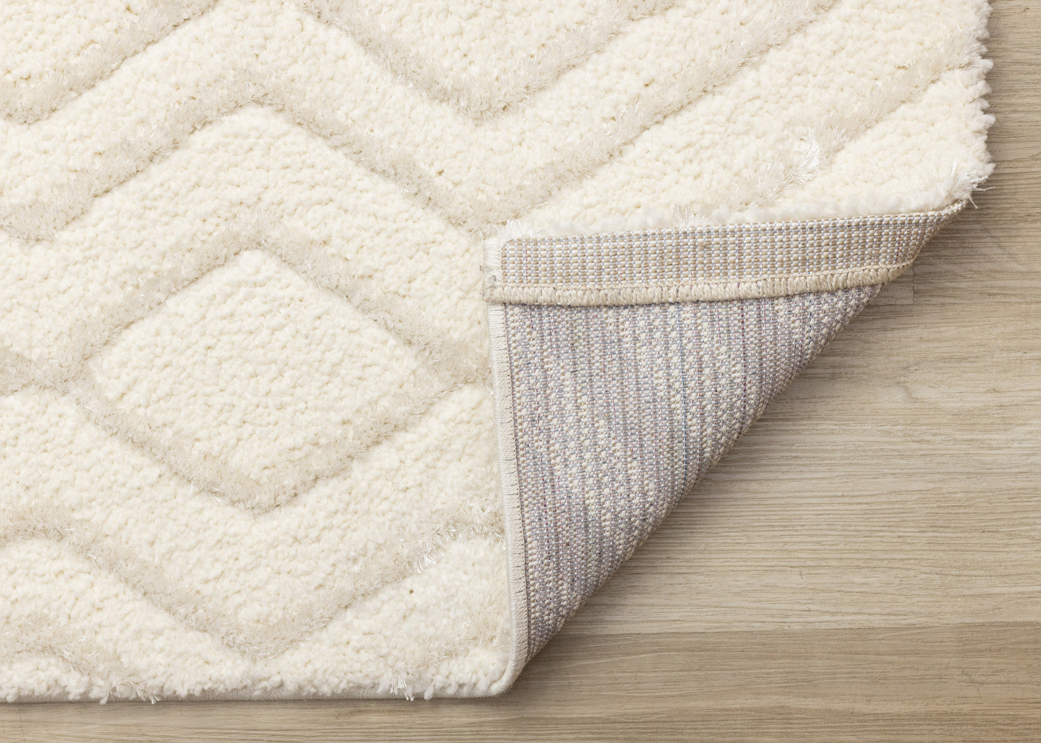 Sasha Soft Diamonds Area Rug - 8' X 11' - Cream