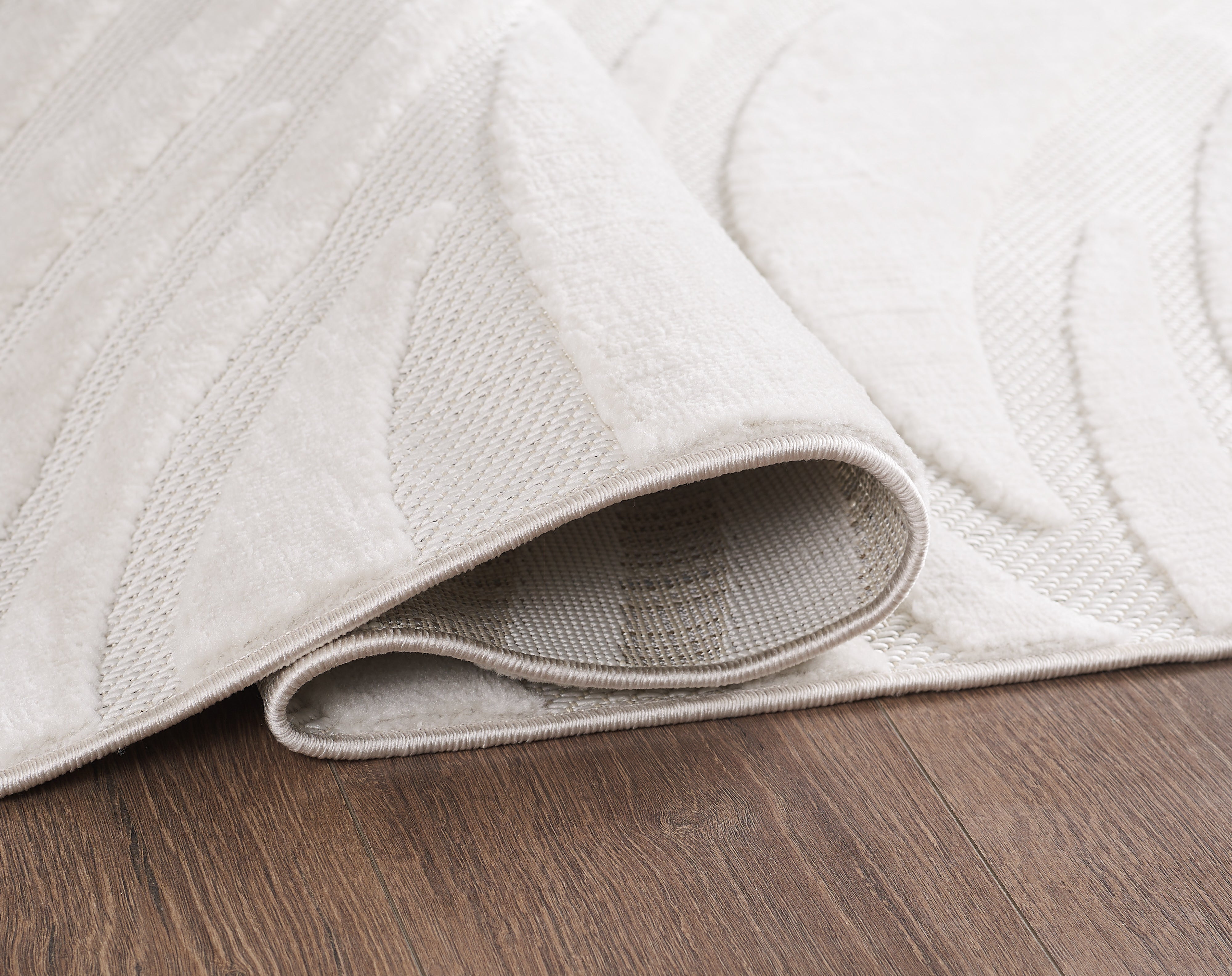 L2 Decor Cornelle Area Rug 5' x 8' with Underpad - Cream