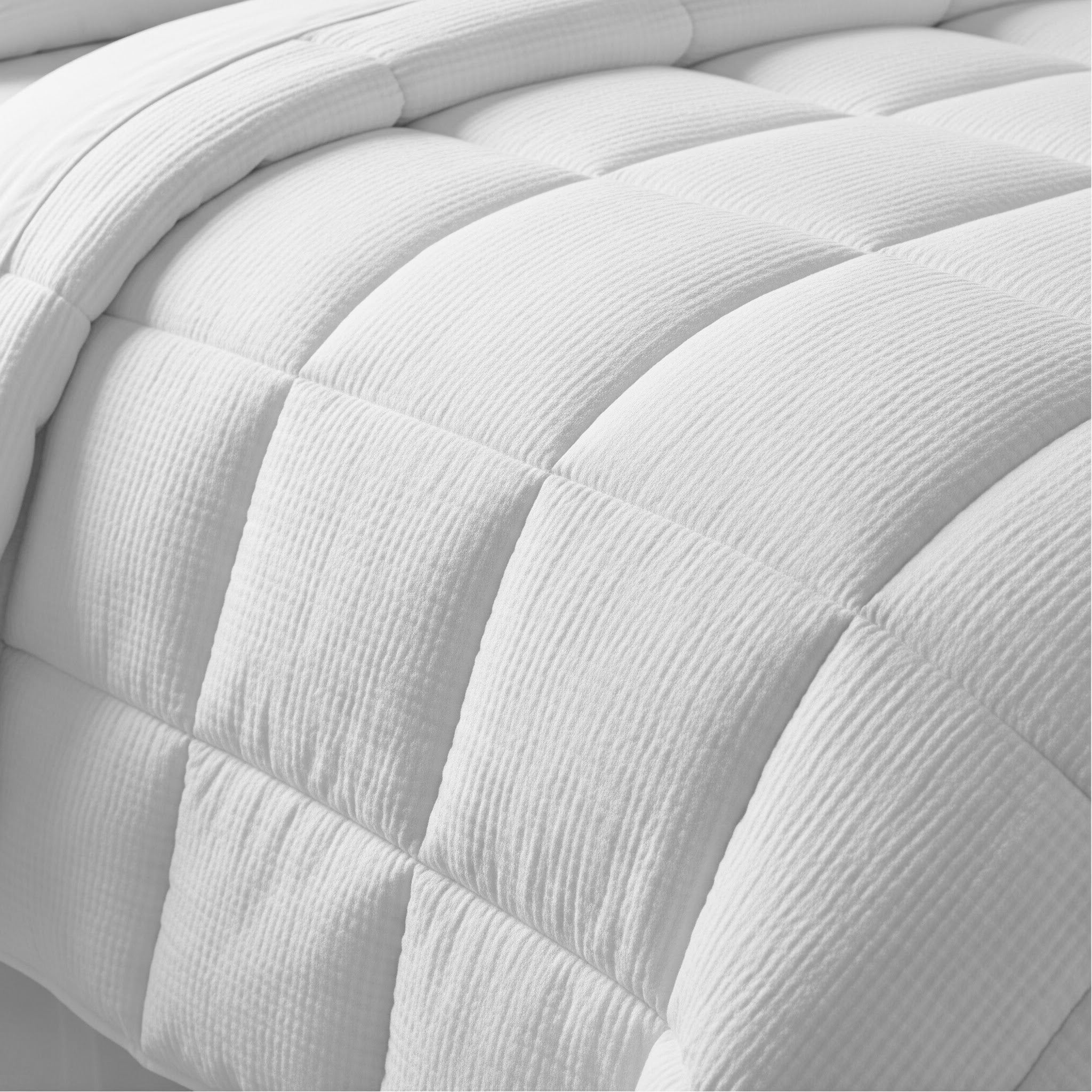 Cotton House Seersucker Twin Duvet - White