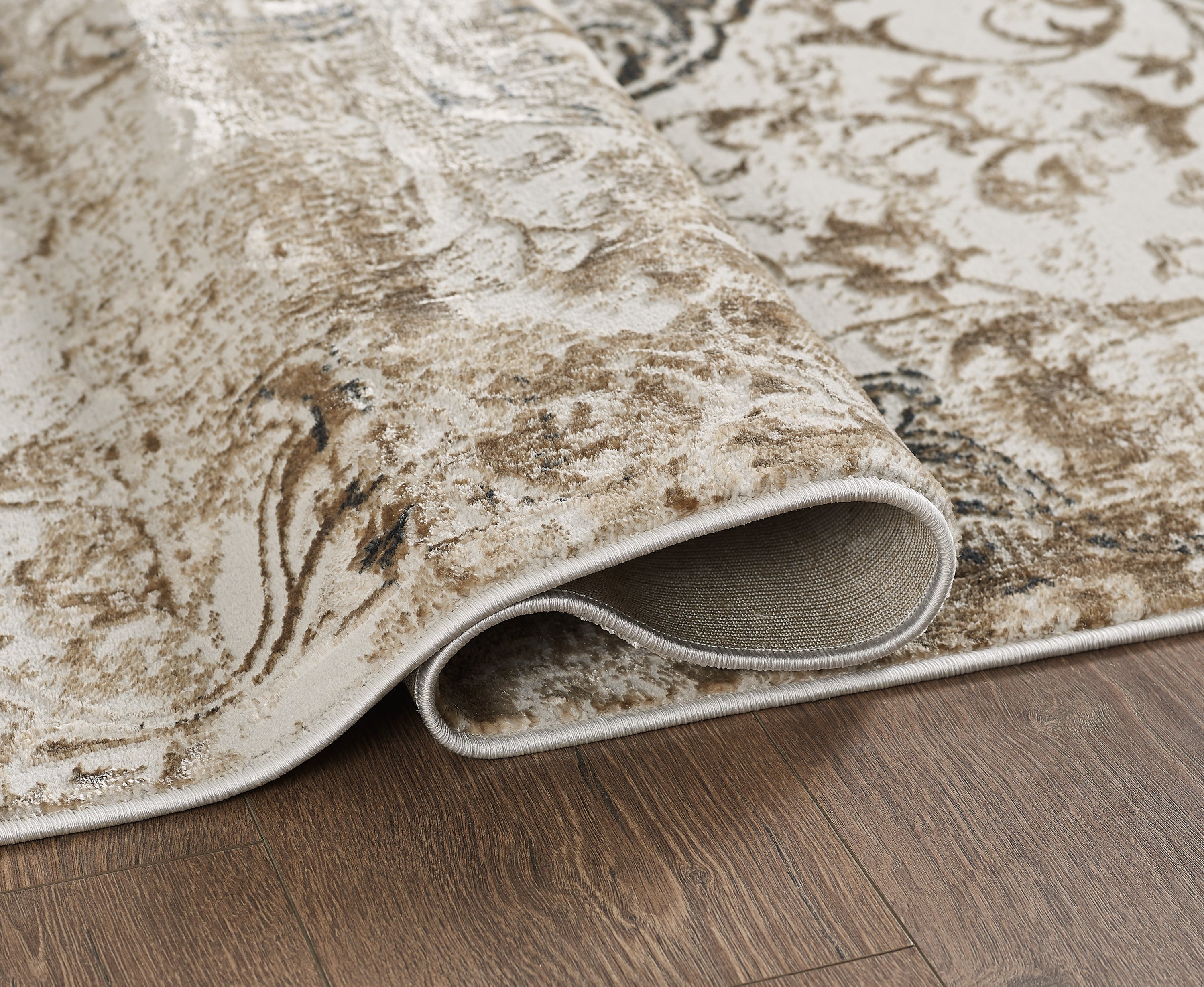 L2 Decor Emojy Area Rug 8' x 11' - Cream