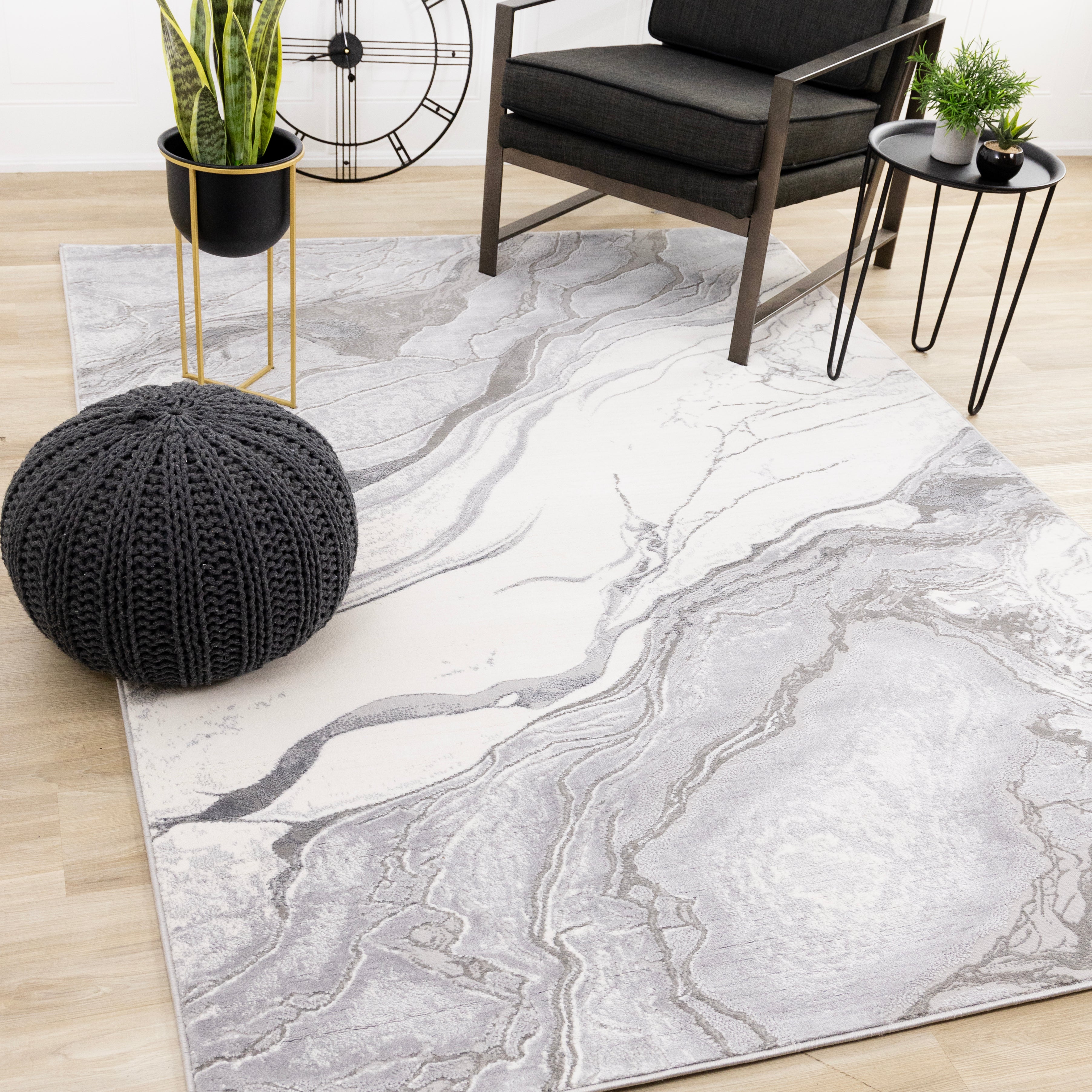 Frosted Cloud 6'7" x 9'6" Marble Design Area Rug - Grey, White