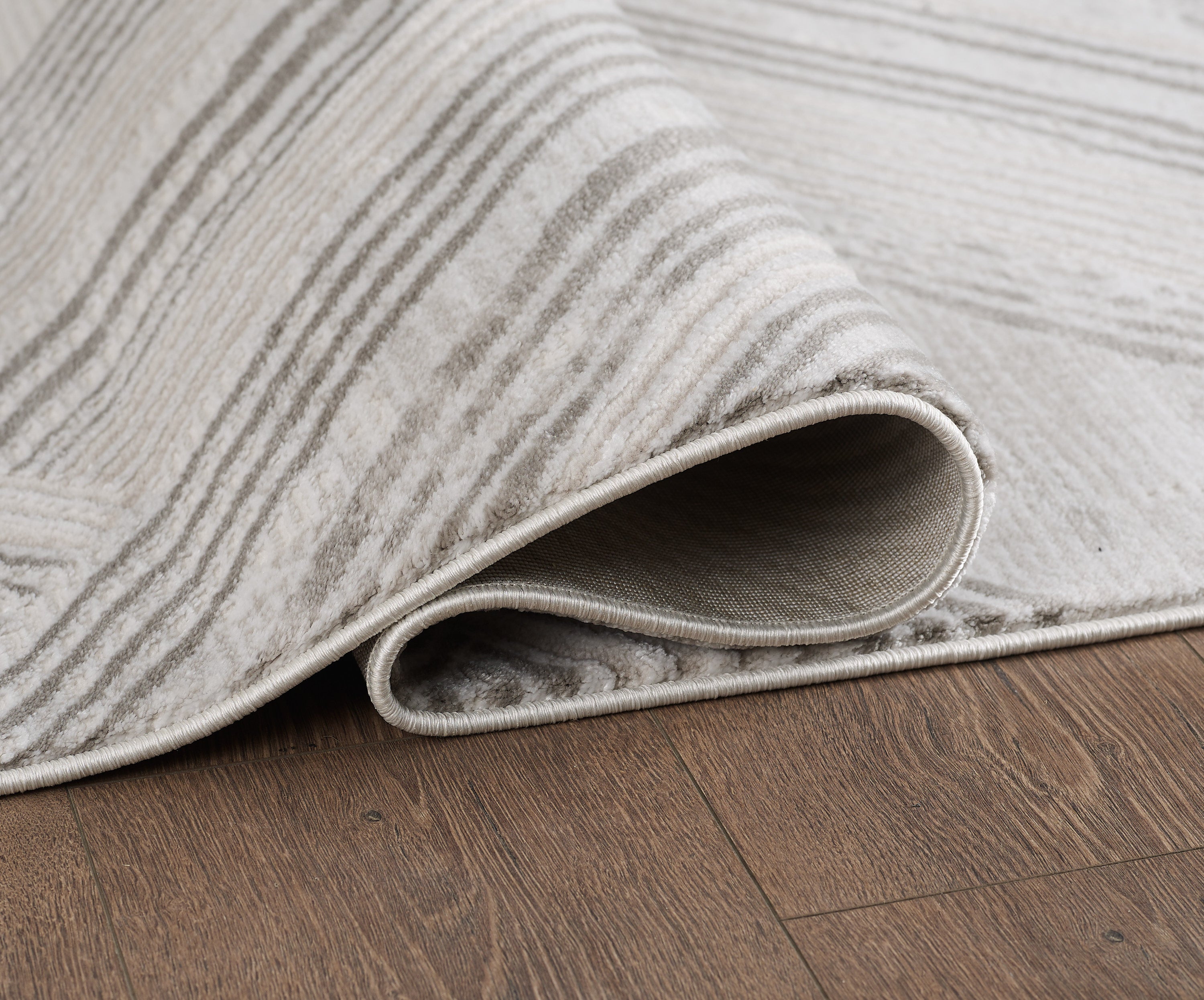 L2 Decor Lazer Area Rug 7' x 10' with Underpad - Cream