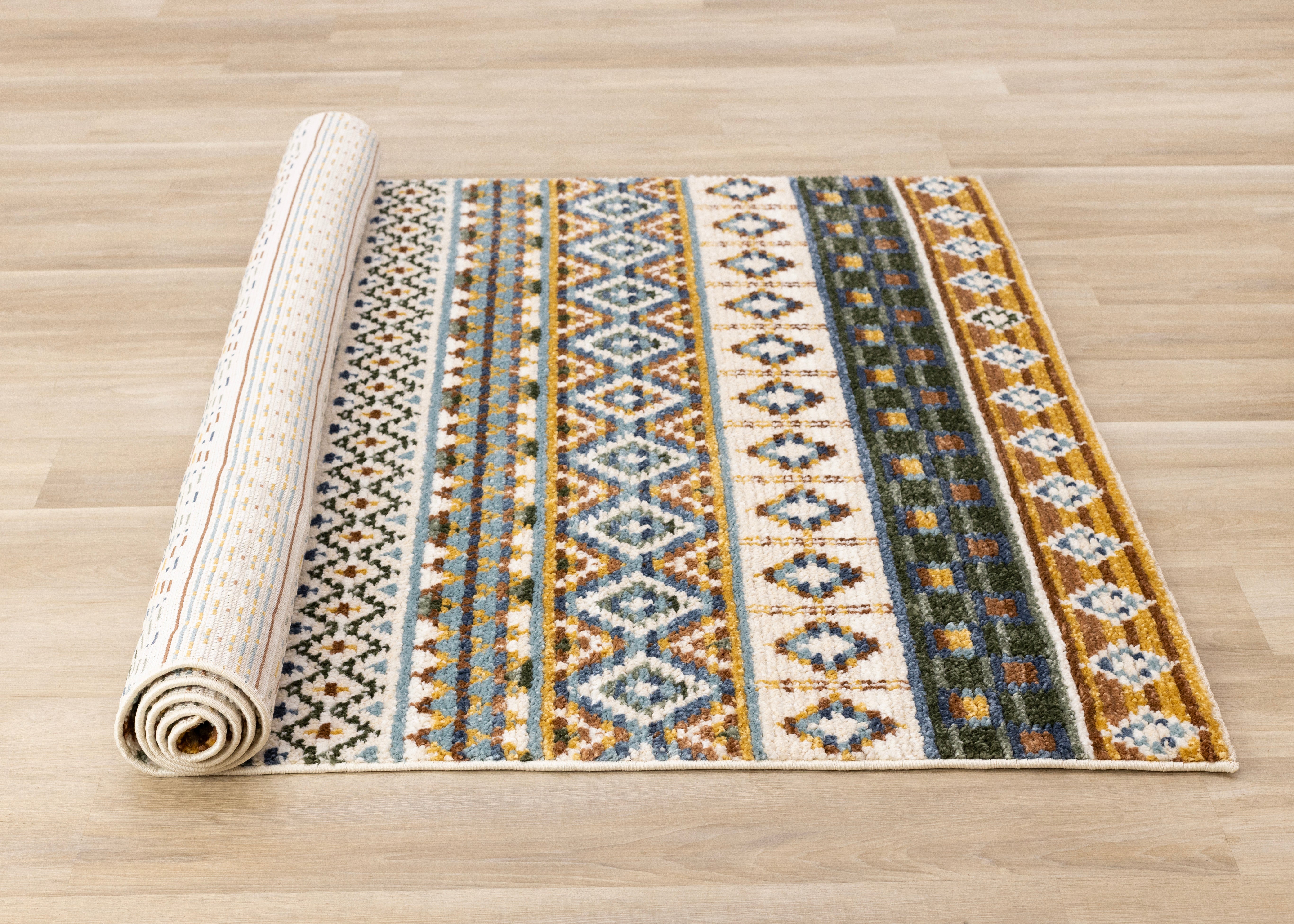 Nala 5'3" x 7'7" Intricate Southwestern Design Area Rug - Yellow, Blue, Green