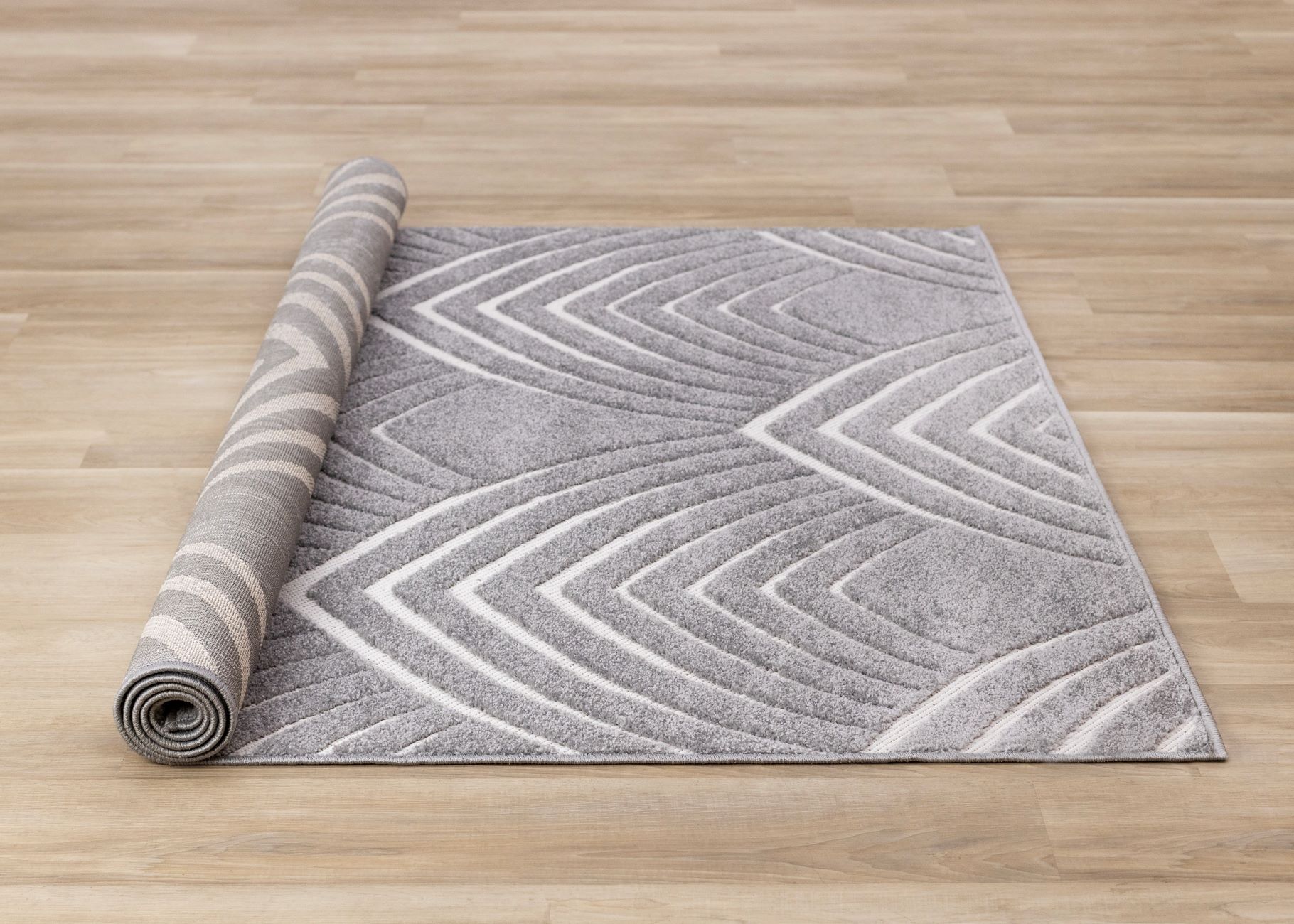 Silver Arches 6'7" x 9'10" Geometric Area Rug - Grey, White