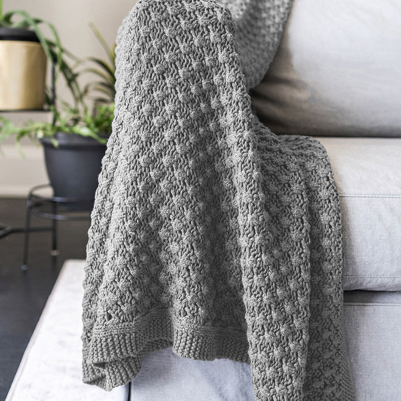 Sirnak 50" x 60" Throw - Light Grey
