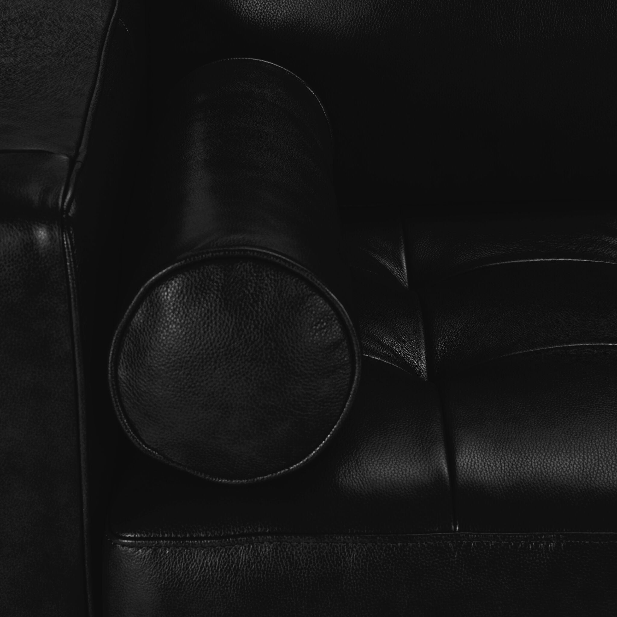 Bari Leather Loveseat - Black