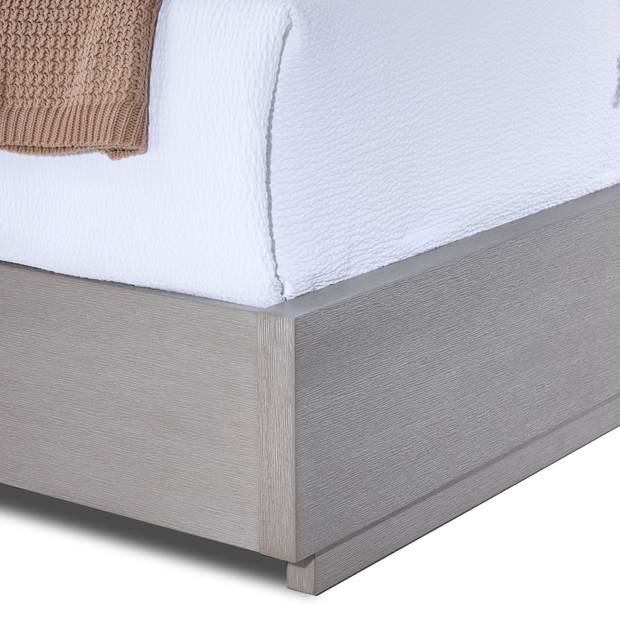 Fresh Perspective Cascade 3-Piece King Panel Bed - Dovetail Grey