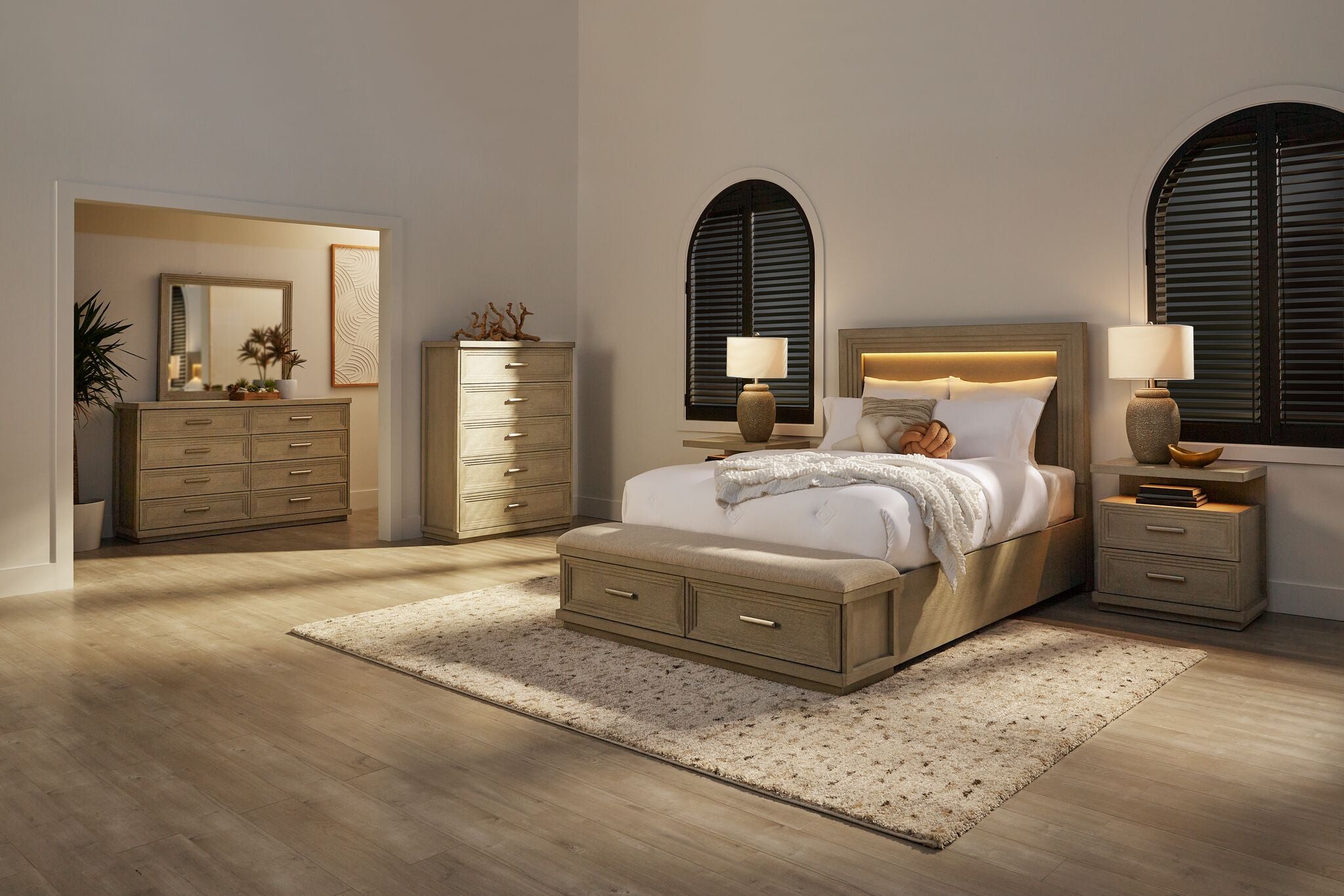 Fresh Perspective Cascade 6-Piece Queen Storage Bench Bedroom Package - Dovetail Grey