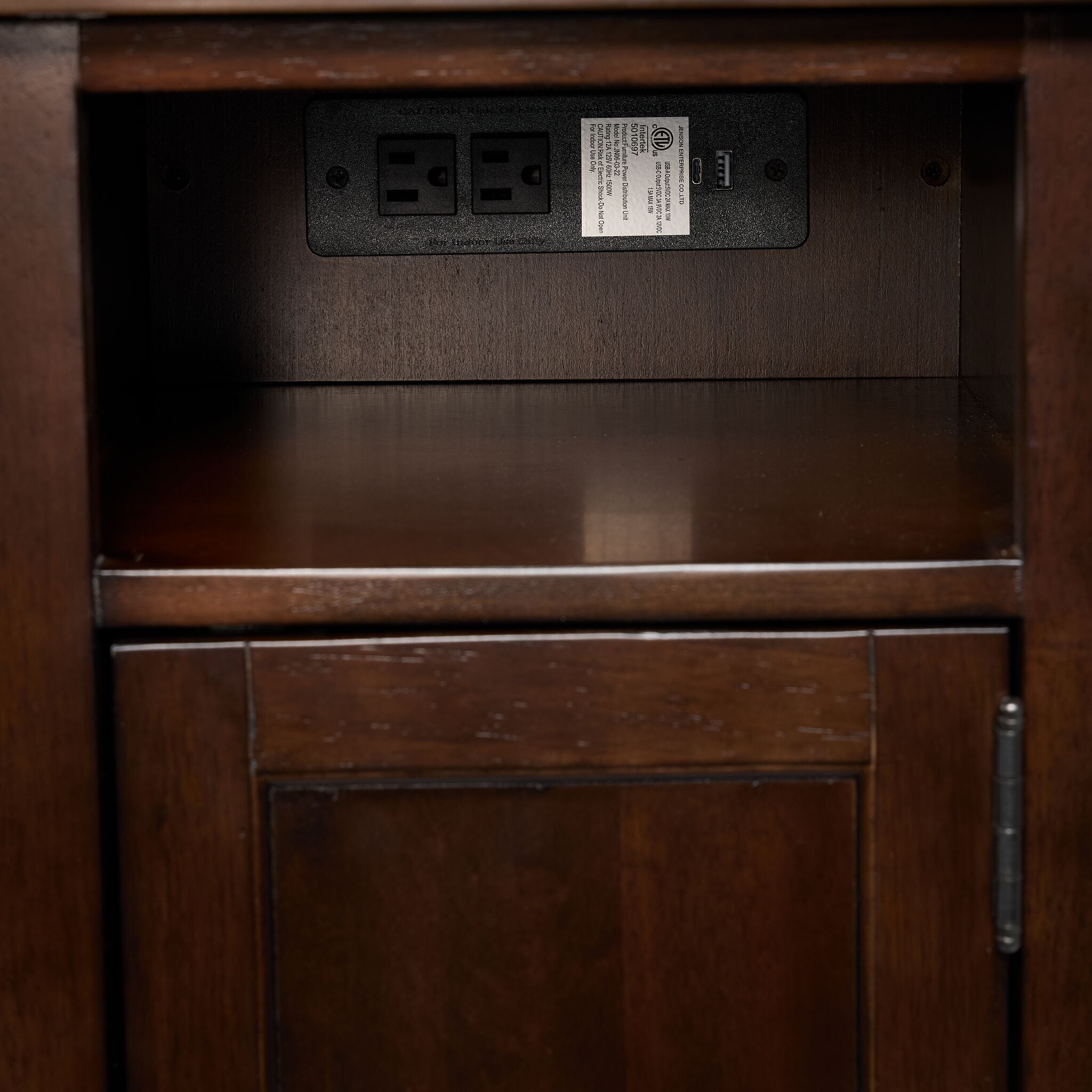 Corbel 24" End Table - Espresso