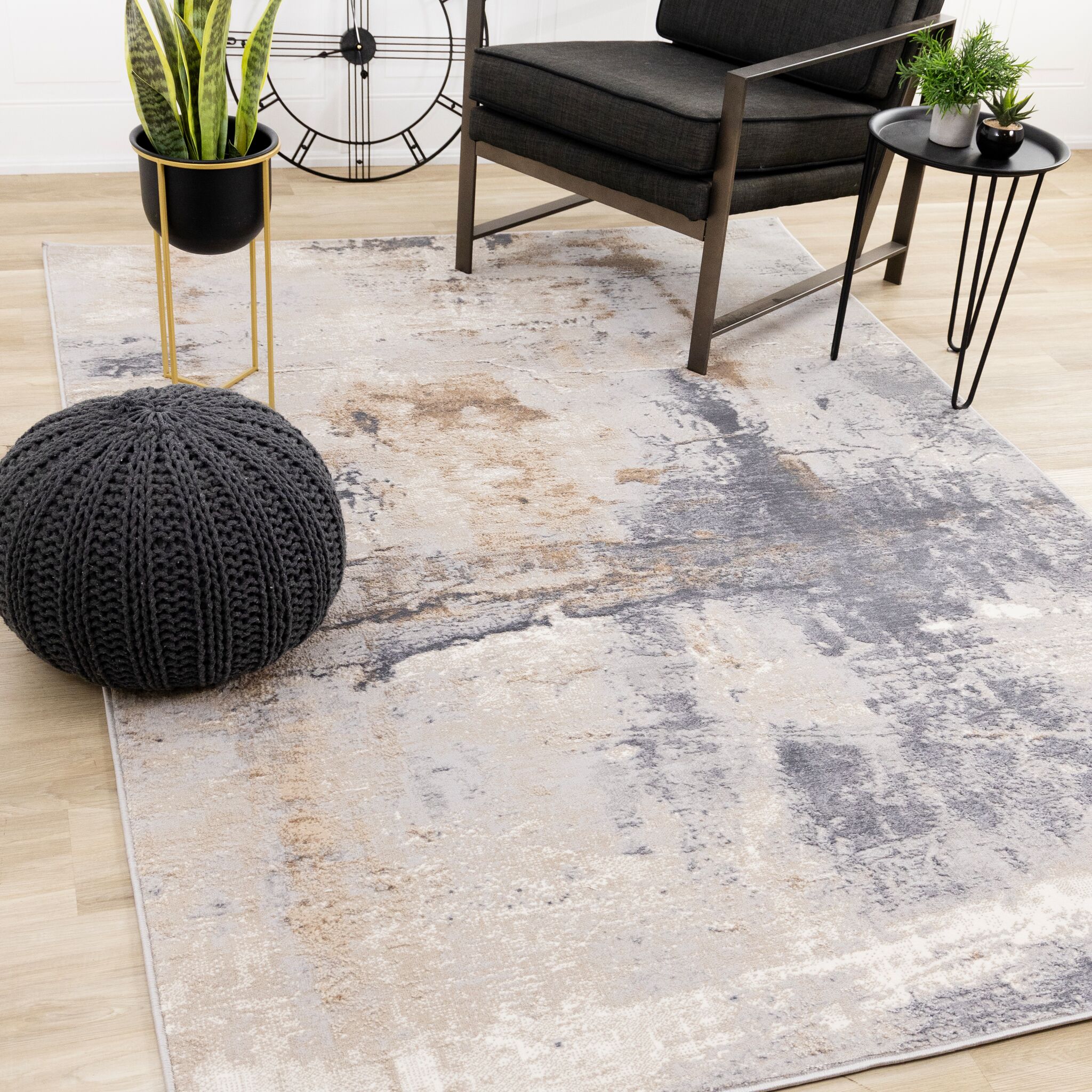 Smoky Terrain 5'3" x 7'7" Distressed Design Area Rug - Taupe, White, Brown