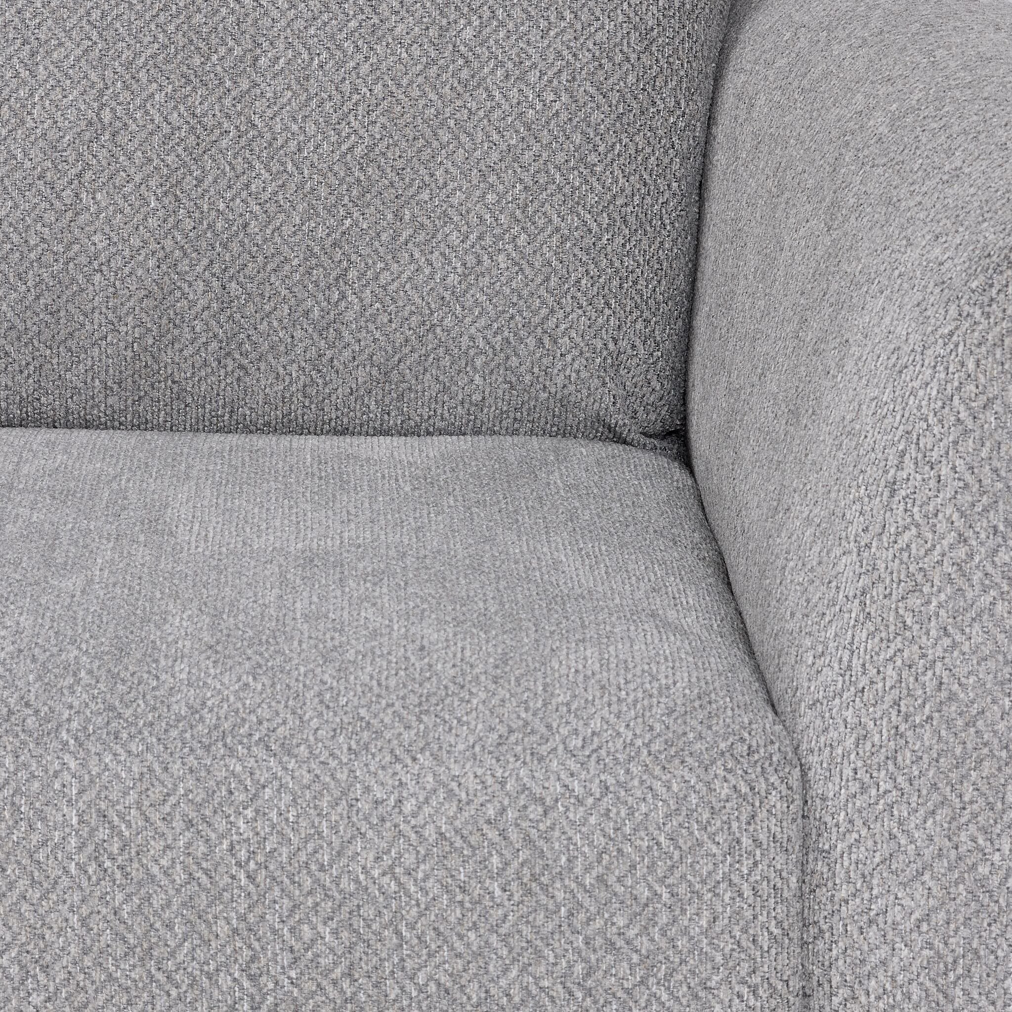 Everett 2-Piece Sectional with Left-Facing Chaise - Grey