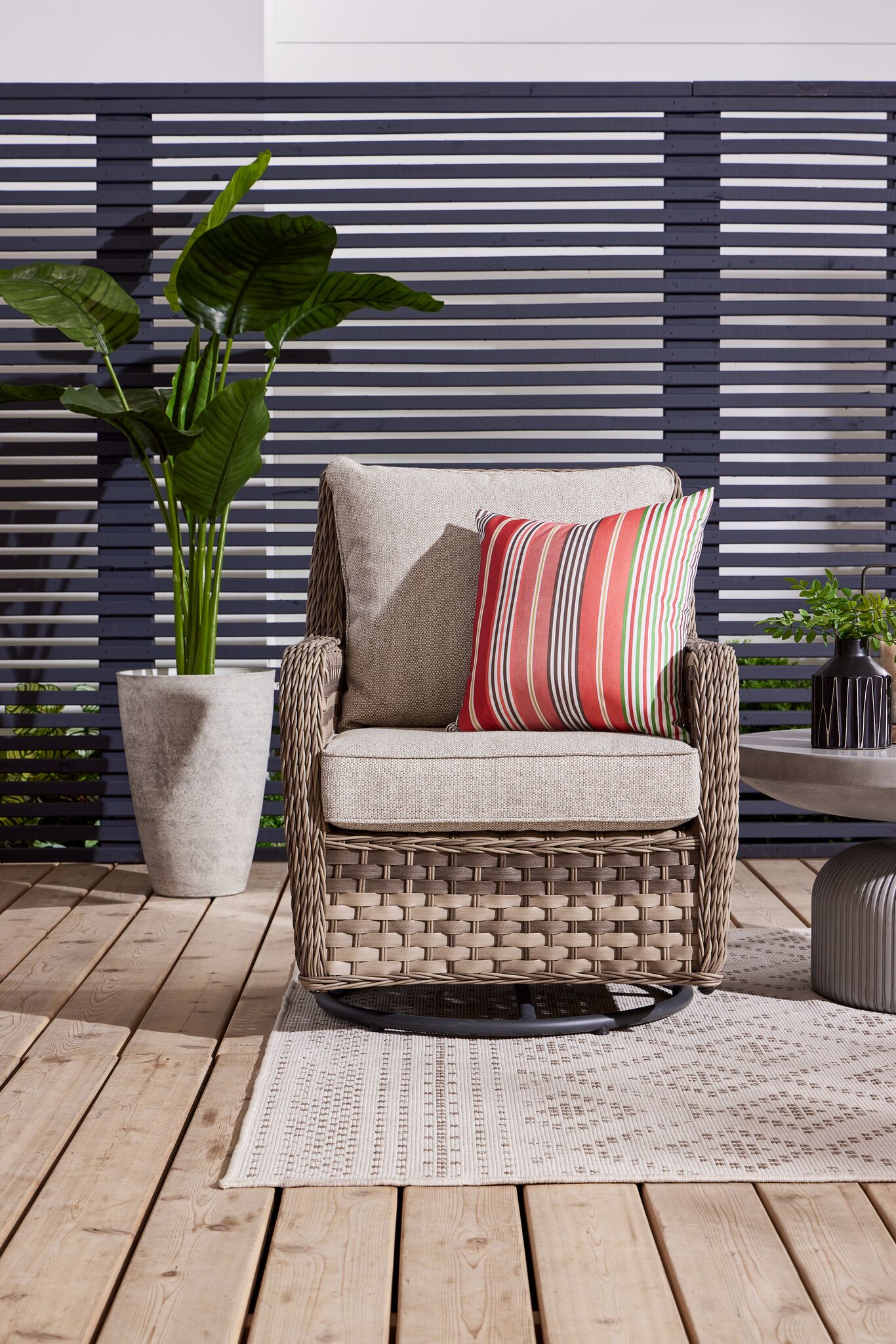 Isla Outdoor Swivel Chair - Grey, Beige