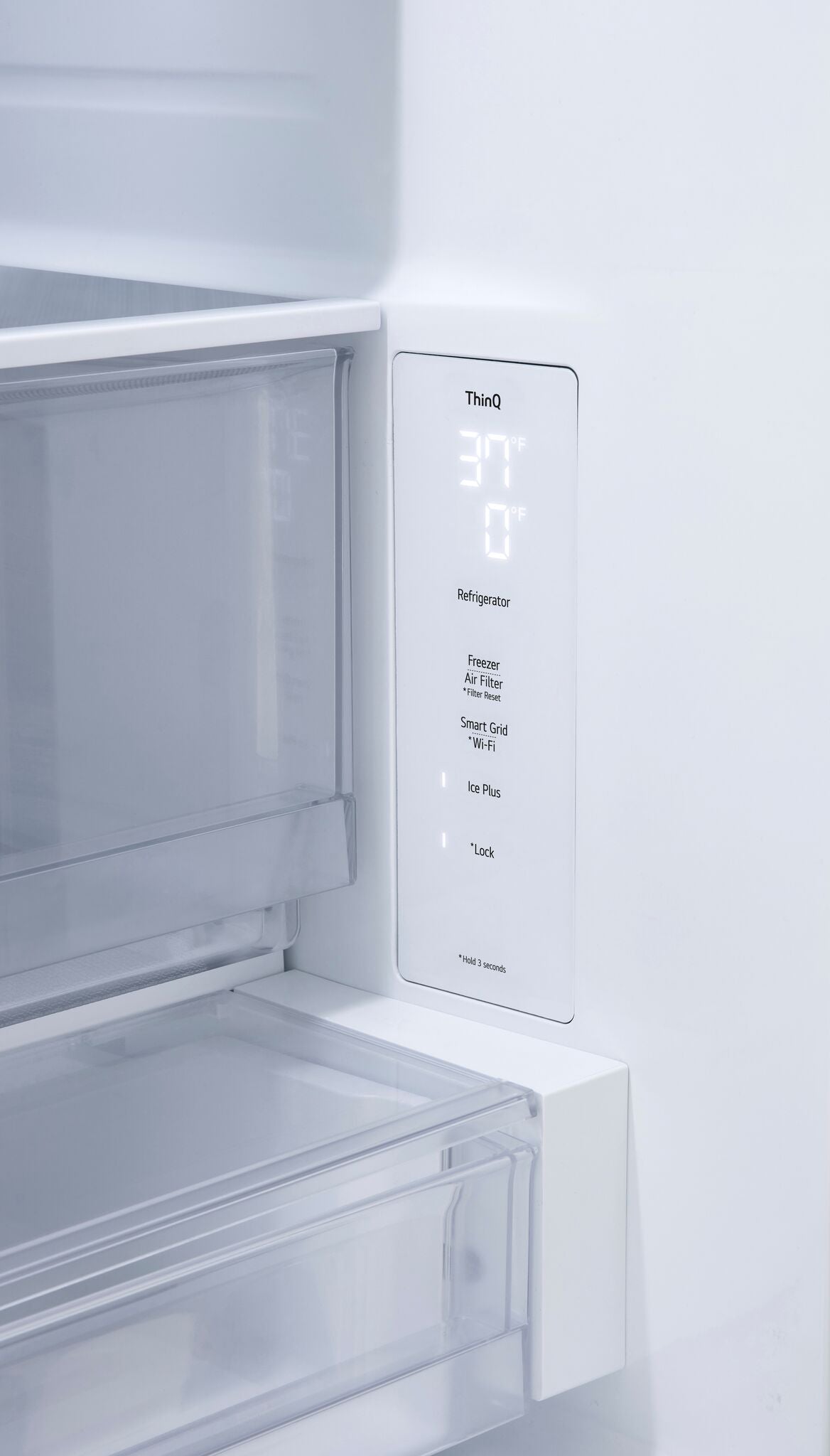 ThinQ interior control panel showing refrigerator and freezer temperature settings