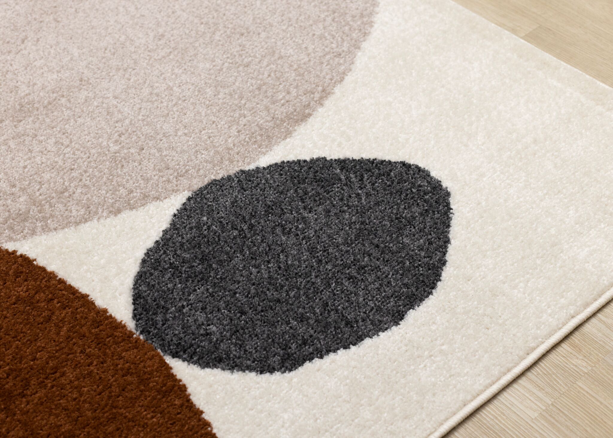 Warm Elements 6'7" x 9'6" Pebbles Design Area Rug - Cream