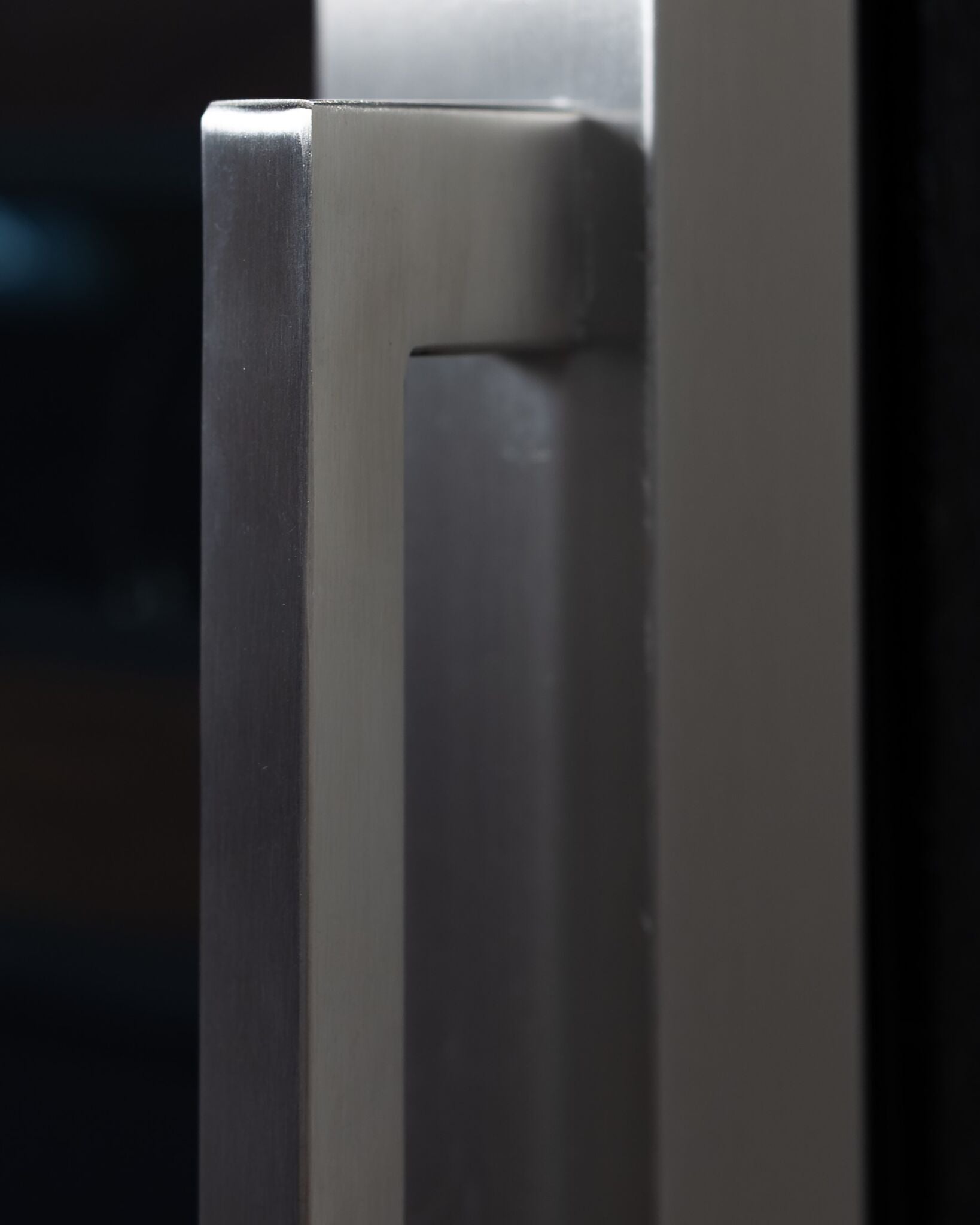 Marathon 30" 18 Cu. Ft. Stainless Steel Bottom-Freezer Refrigerator - MFF179SSBM-RH