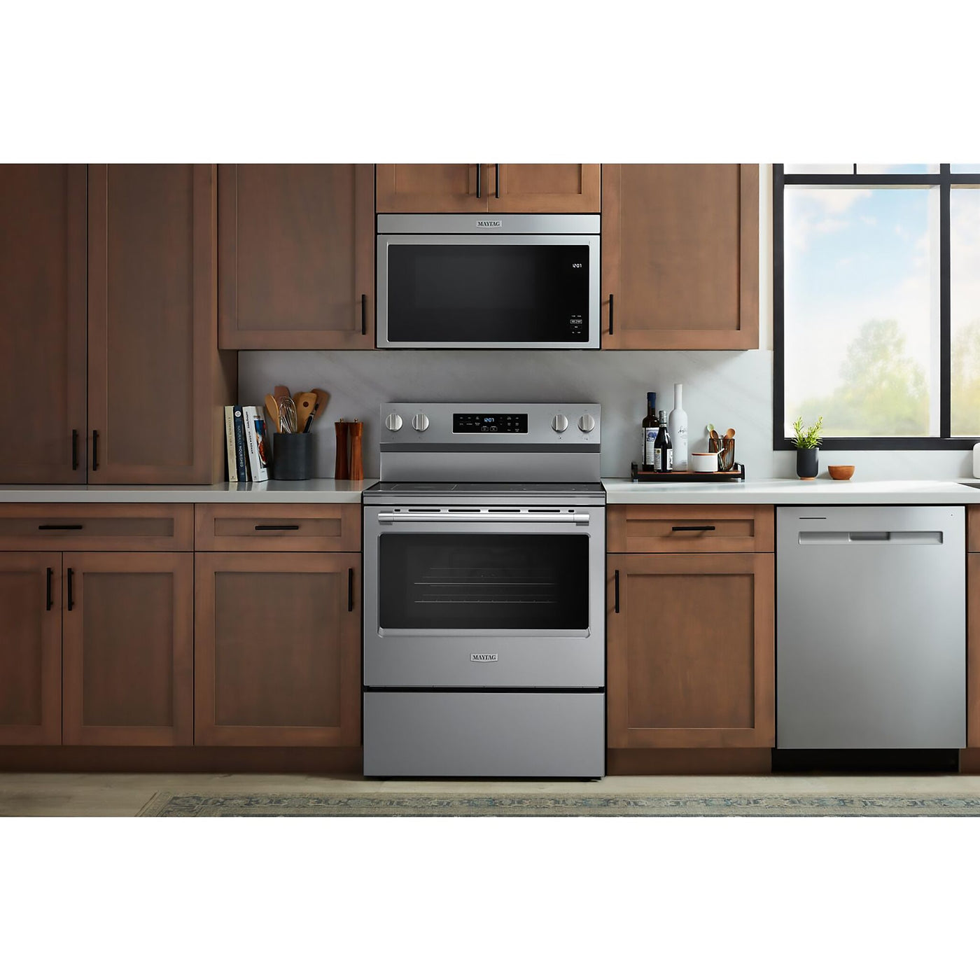 Maytag Fingerprint Resistant Stainless Steel Freestanding Electric Convection Range (5.3 Cu.Ft.) - YMFES6030RZ