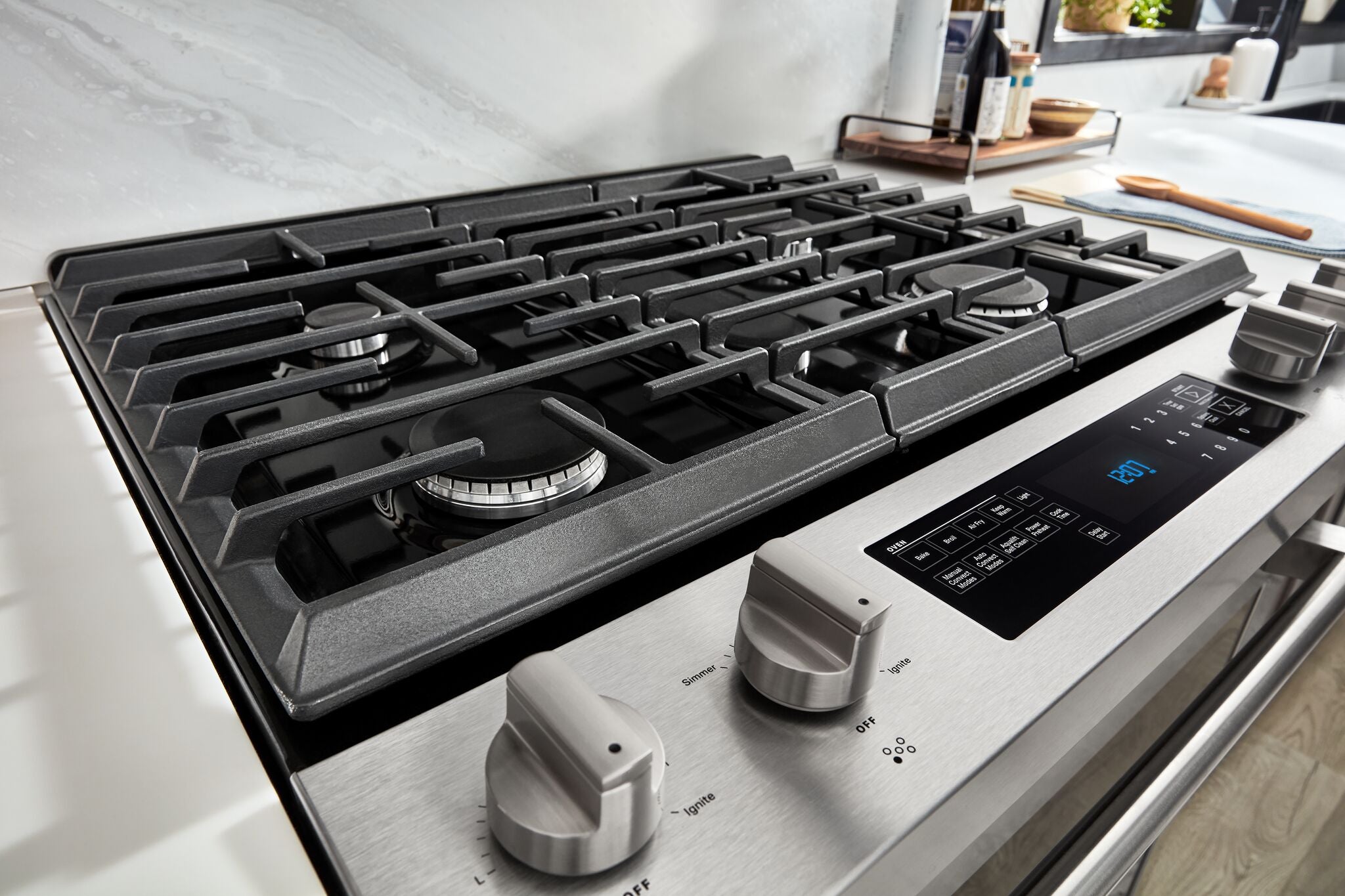 Maytag Fingerprint Resistant Stainless Steel Gas Range (5.80 Cu Ft) - MGS8800PZ