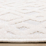 Arctic Echo 6'7" x 9'6" Diamond Area Rug - White