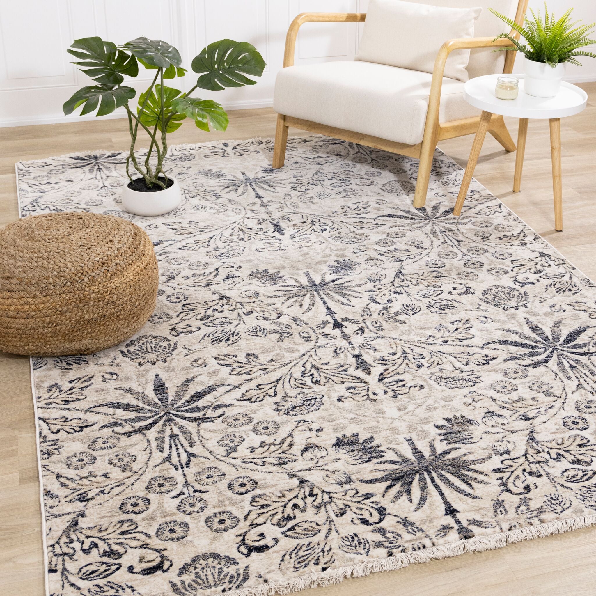 Midnight Garden 5'3" x 7'10" Ornate Leaf Pattern Area Rug - Cream