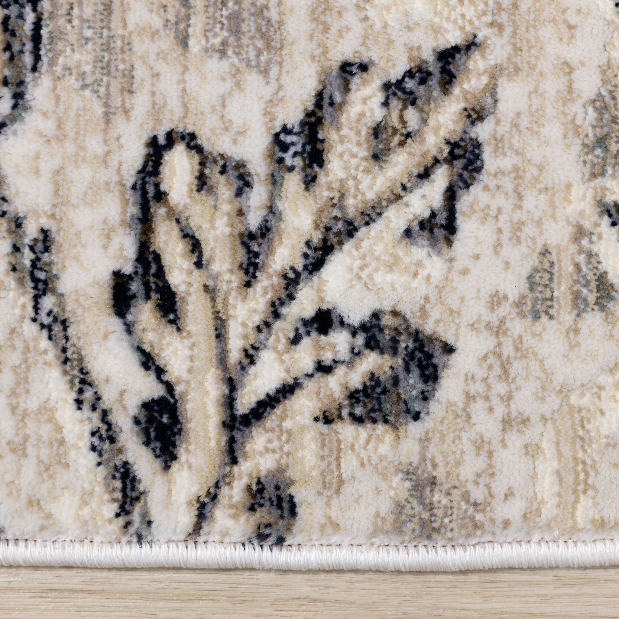 Midnight Garden 5'3" x 7'10" Ornate Leaf Pattern Area Rug - Cream
