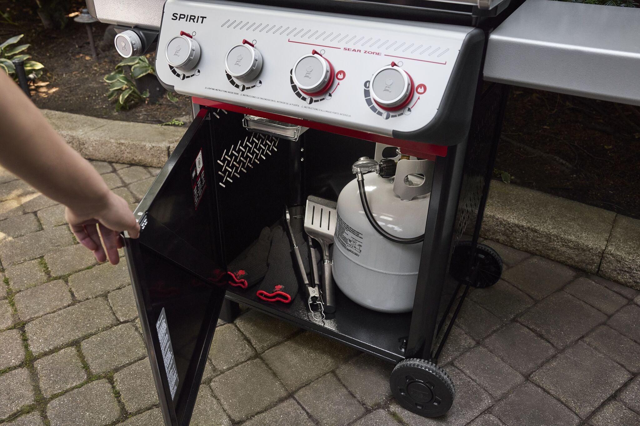 Weber Spirit E-435 Gas Grill (Liquid Propane) - 1500782