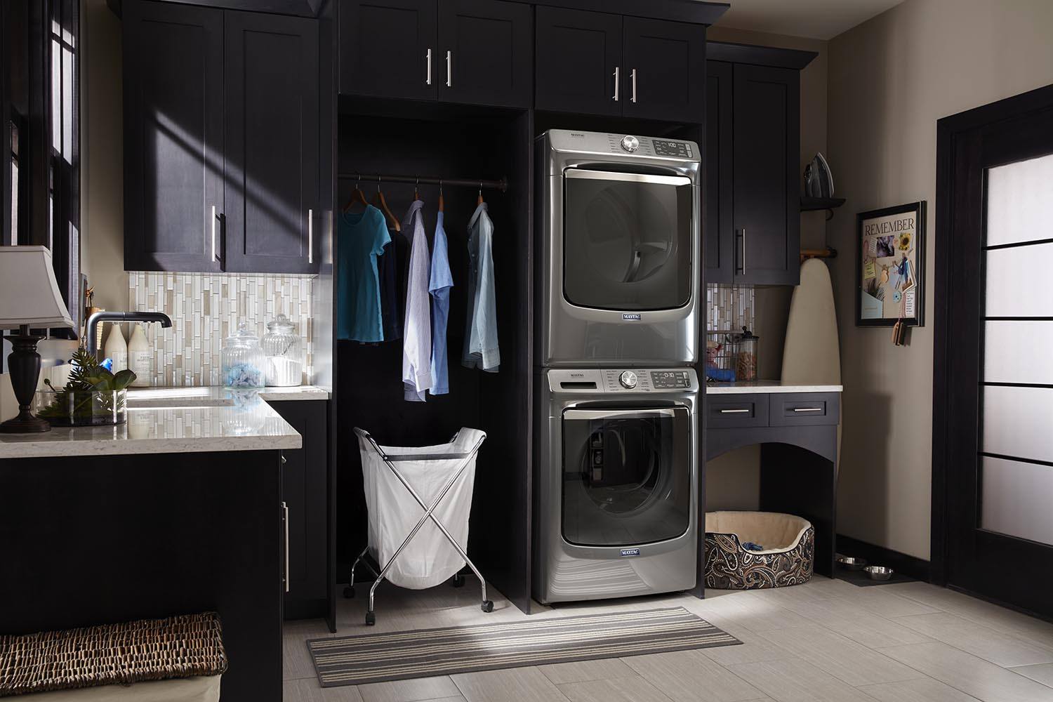 Maytag Metallic Slate Front-Load Washer (5.8 cu. ft.) & Electric Dryer (7.3 cu. ft.) - MHW8630HC/YMED8630HC