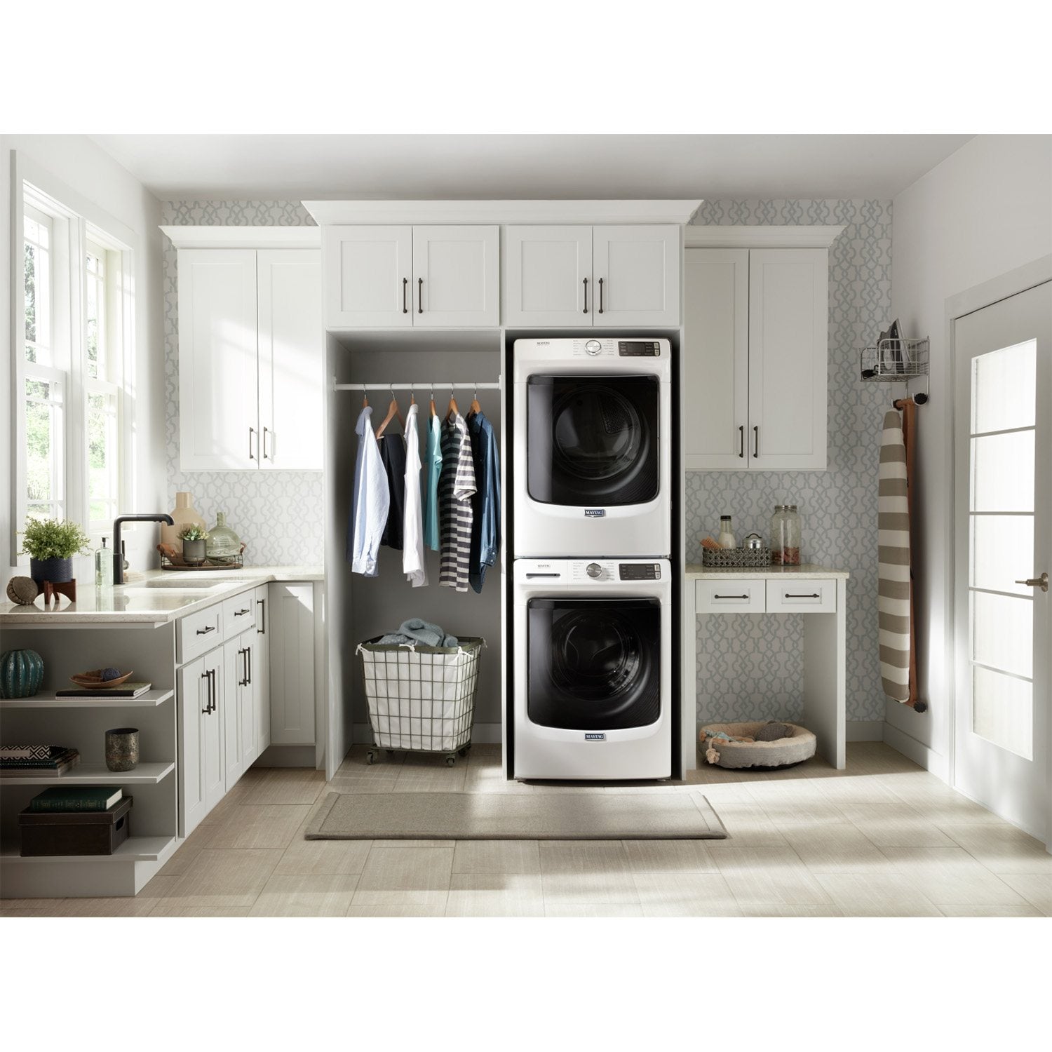Maytag White Front-Load Washer (5.5 cu. ft.) & Gas Dryer (7.3 cu. ft.) - MHW6630HW/MGD6630HW