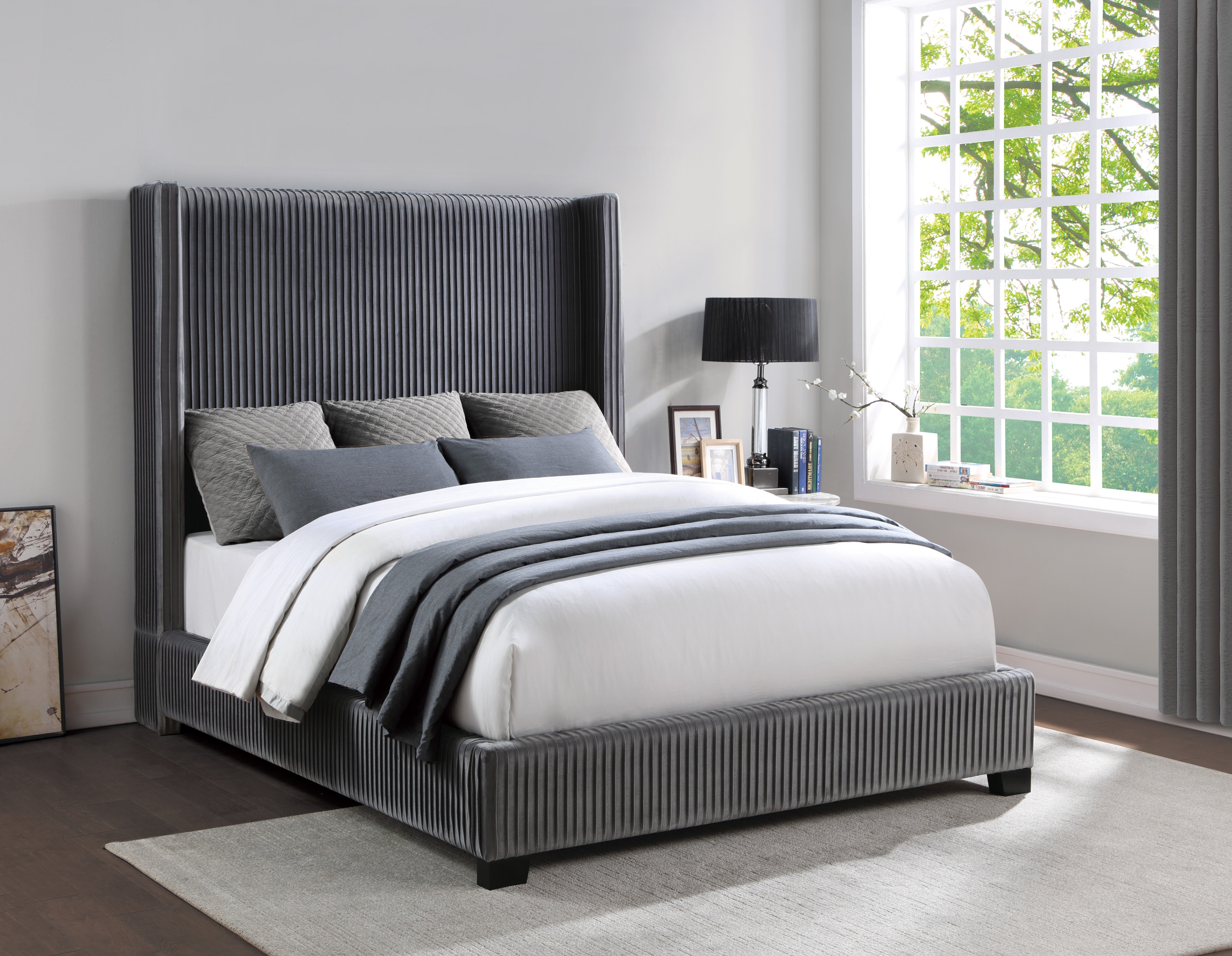 Glenbury 3-Piece Queen Bed - Dark Grey