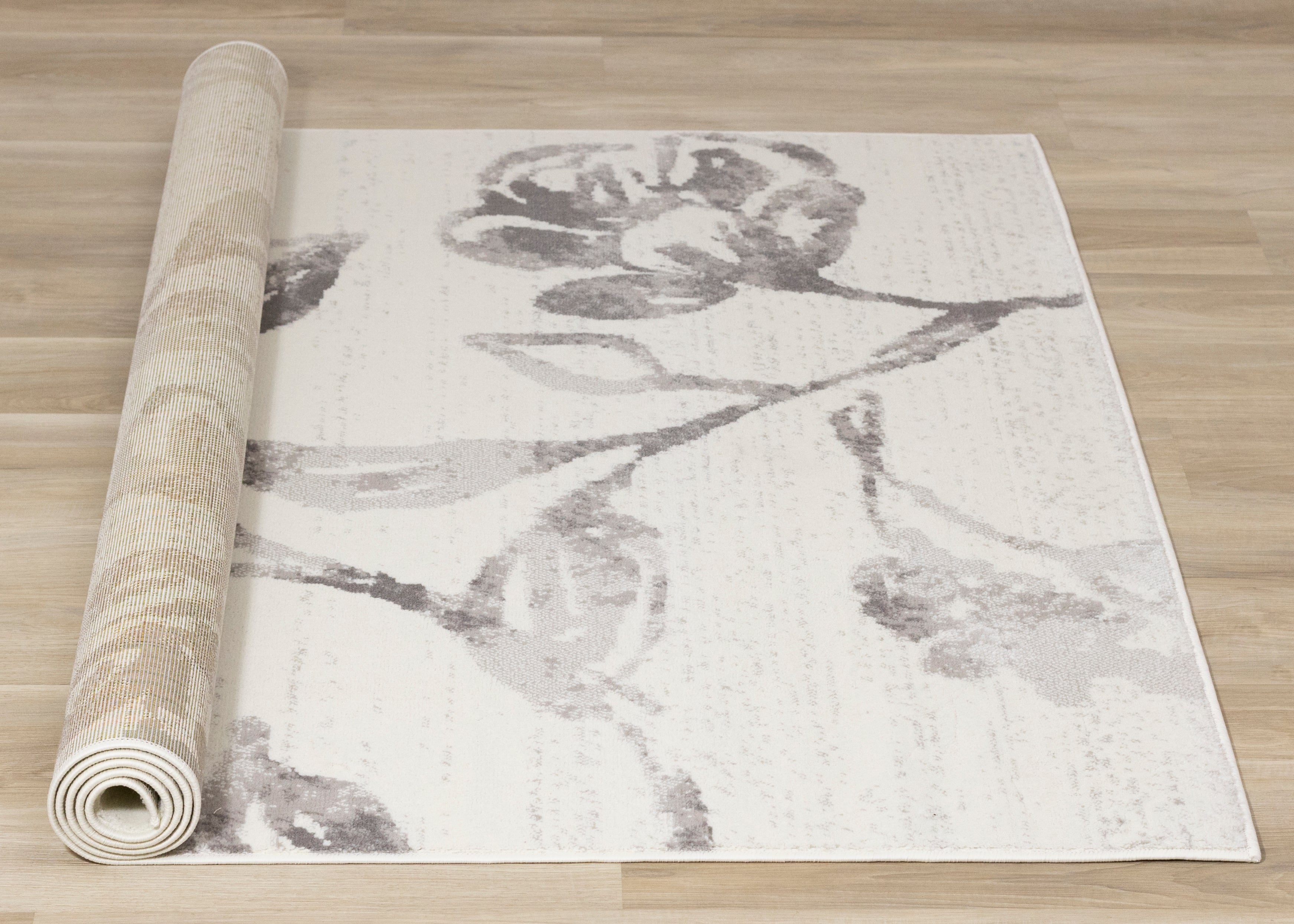 Merit 5'3" x 7'7" Area Rug - Grey