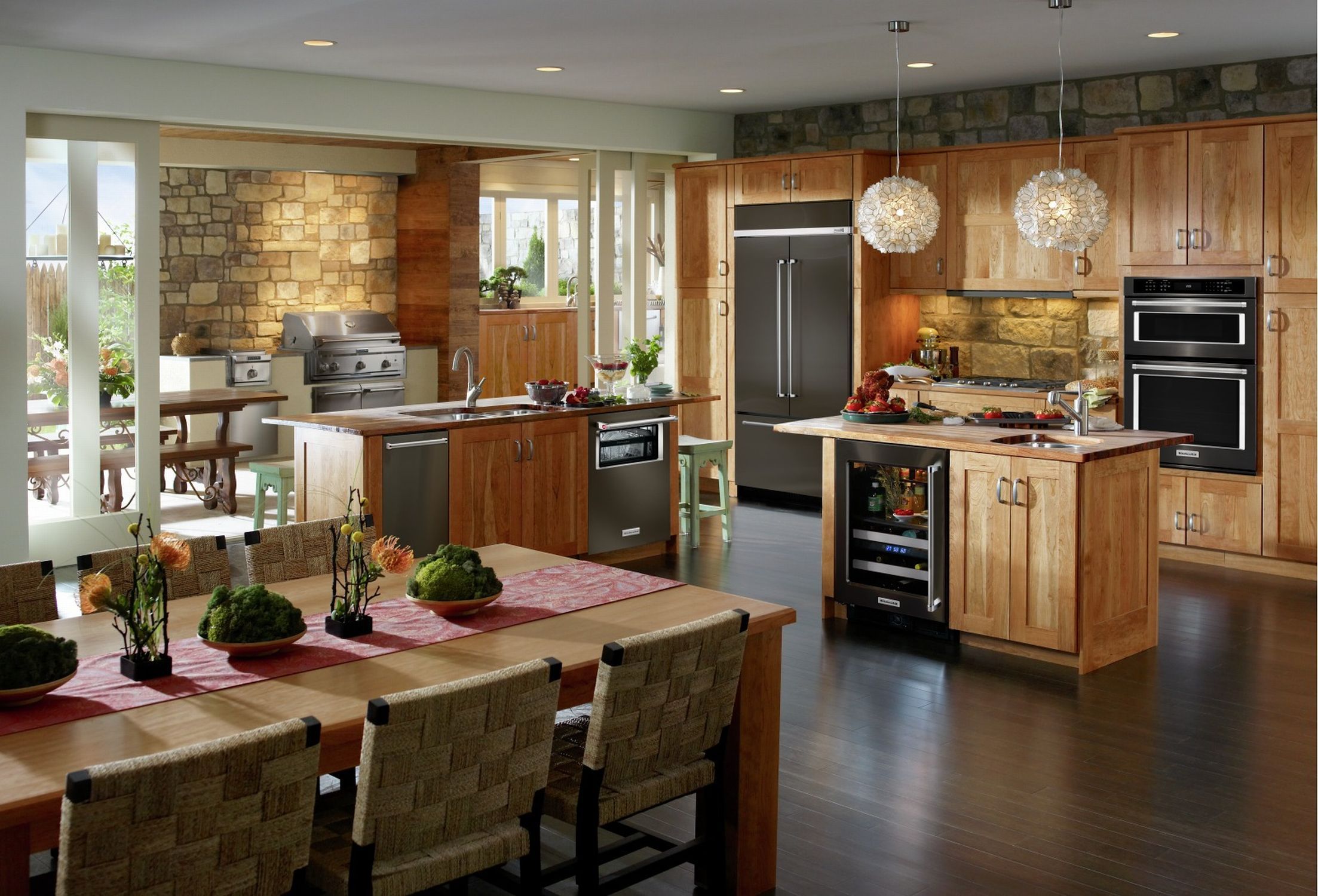 KitchenAid Black Stainless 30" Wall Mount Range Hood (585 CFM) - KVWB600HBS