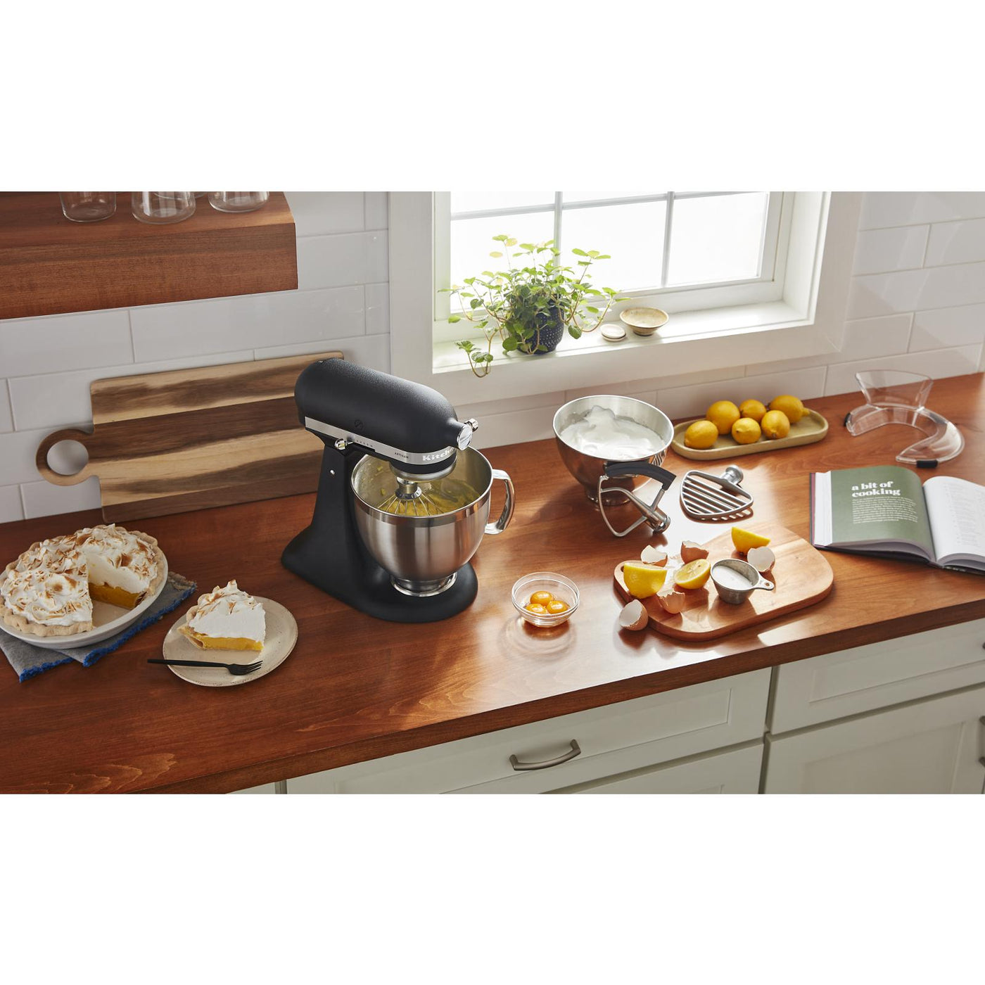 KitchenAid Imperial Black Artisan® Series Tilt-Head Stand Mixer with Premium Accessory Pack - KSM195PSBK