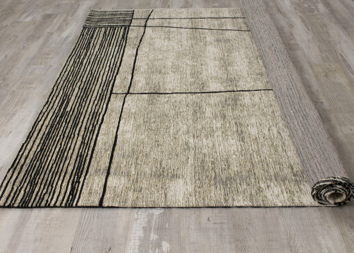 Ollie 5'1" X 7'7" Abstract Pen Drawing Rug - Grey  Area Rug