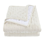 Sierpnia Silk Look Velvet Queen Quilt - Stone