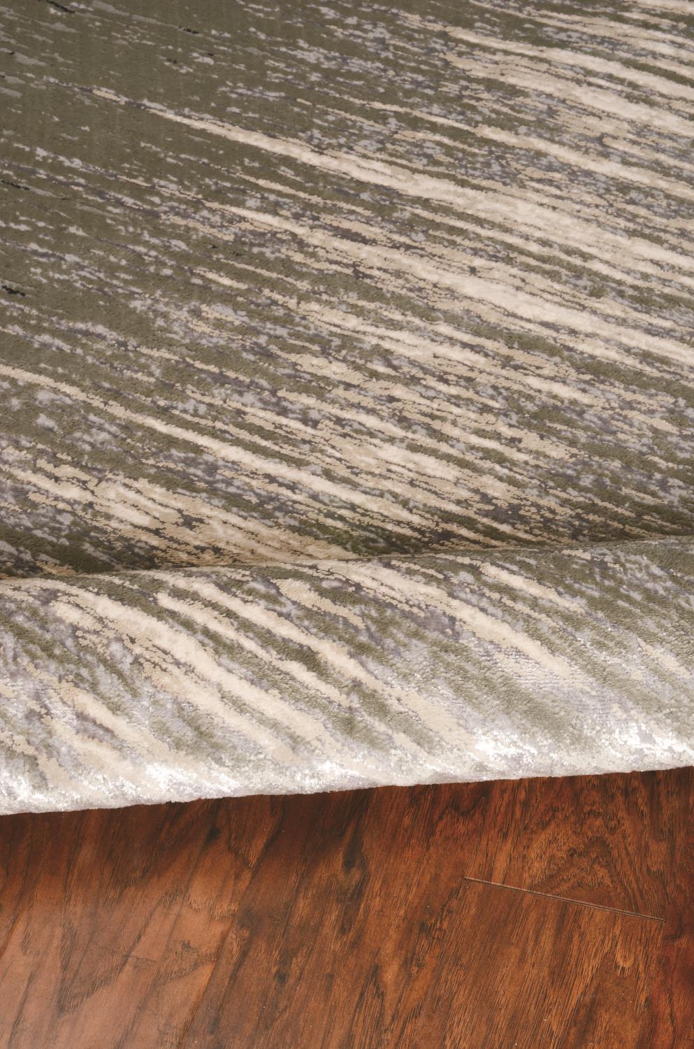 Lacie V 6'7" x 9'6" - Silver Grey Area Rug