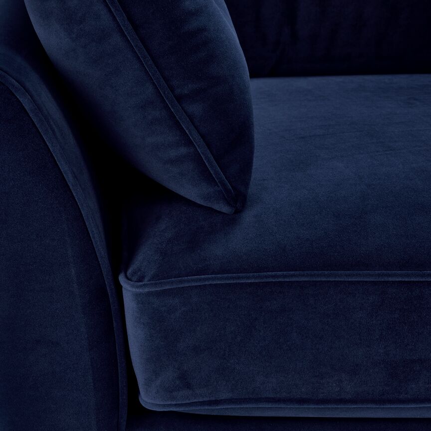 Mallory Loveseat - Blue