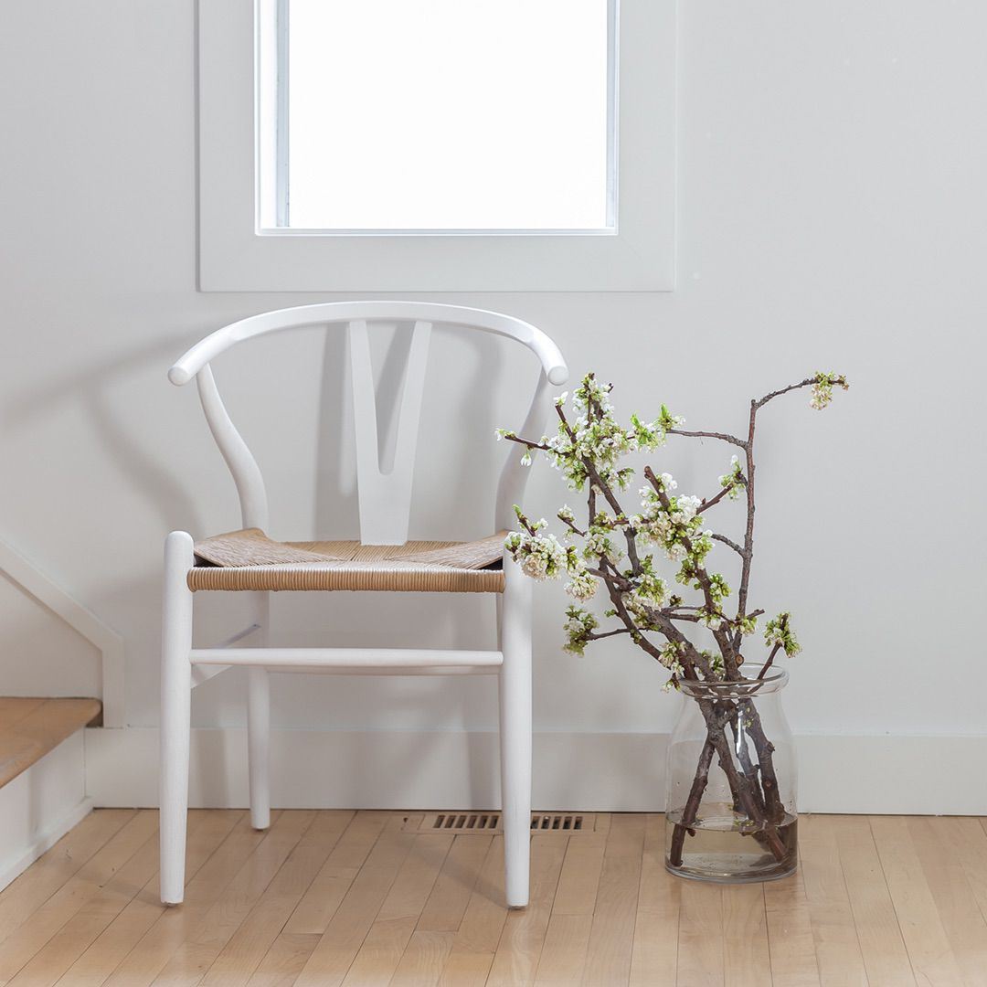 Jessbul Wishbone Dining Chair - White/Natural